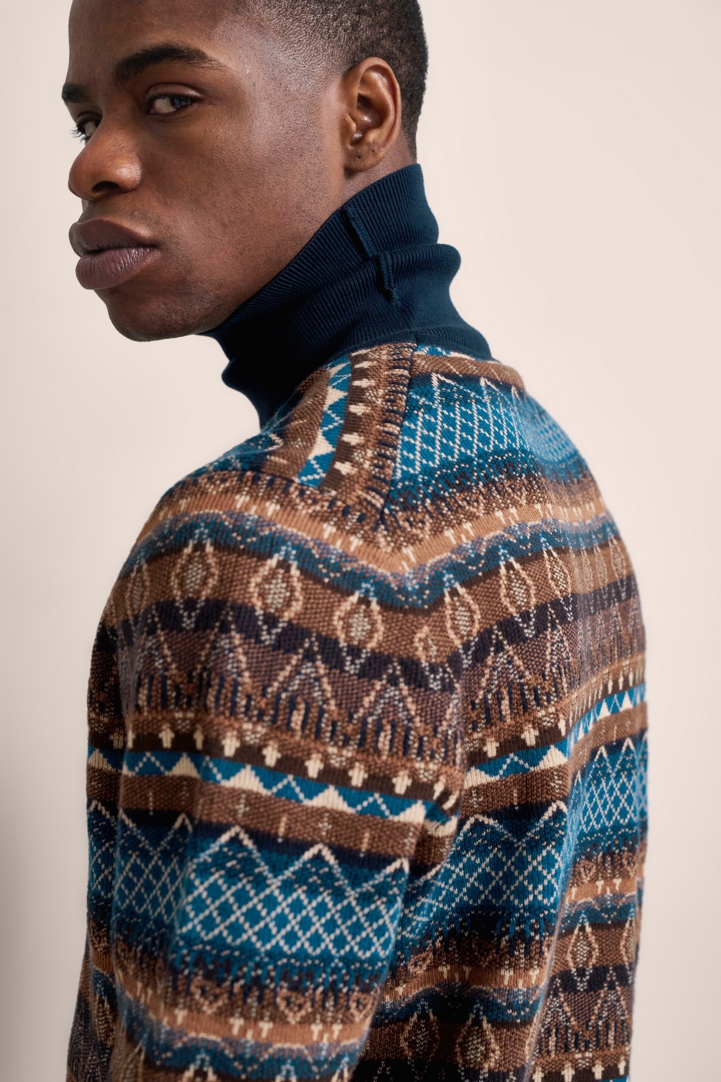 bugatti Rollkragenpullover, mit Multicolor-Muster