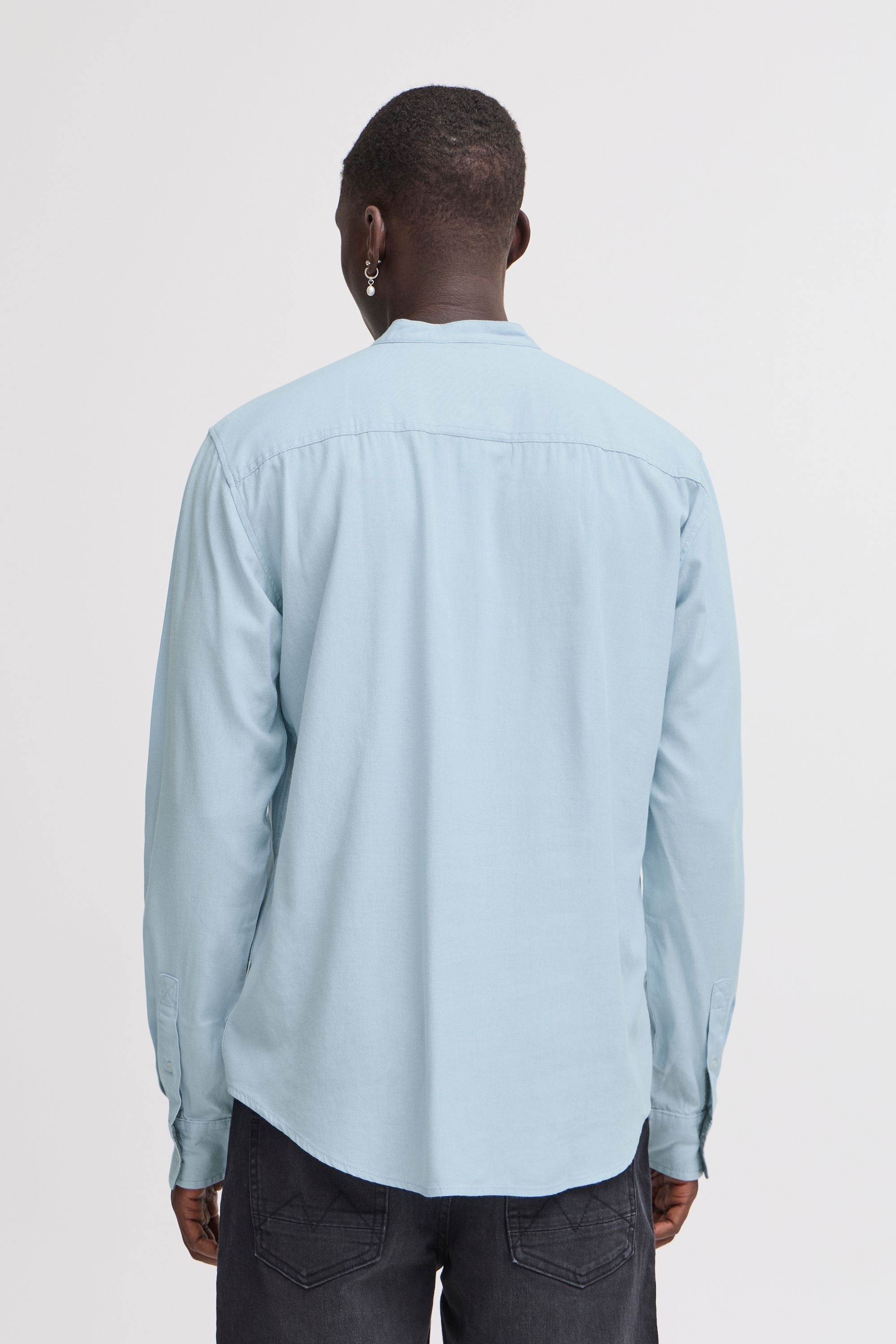 Langarmhemd BLEND "BHBobby Shirt mandarin", Herren, Gr. L, US-Größen, blau bell, 55% Leinen, 45% Viskose, unifarben, regular fit, ohne Ausschnitt, gerader Abschluss, Hemden, Stilvolles Langarmhemd aus Leinenmix 3