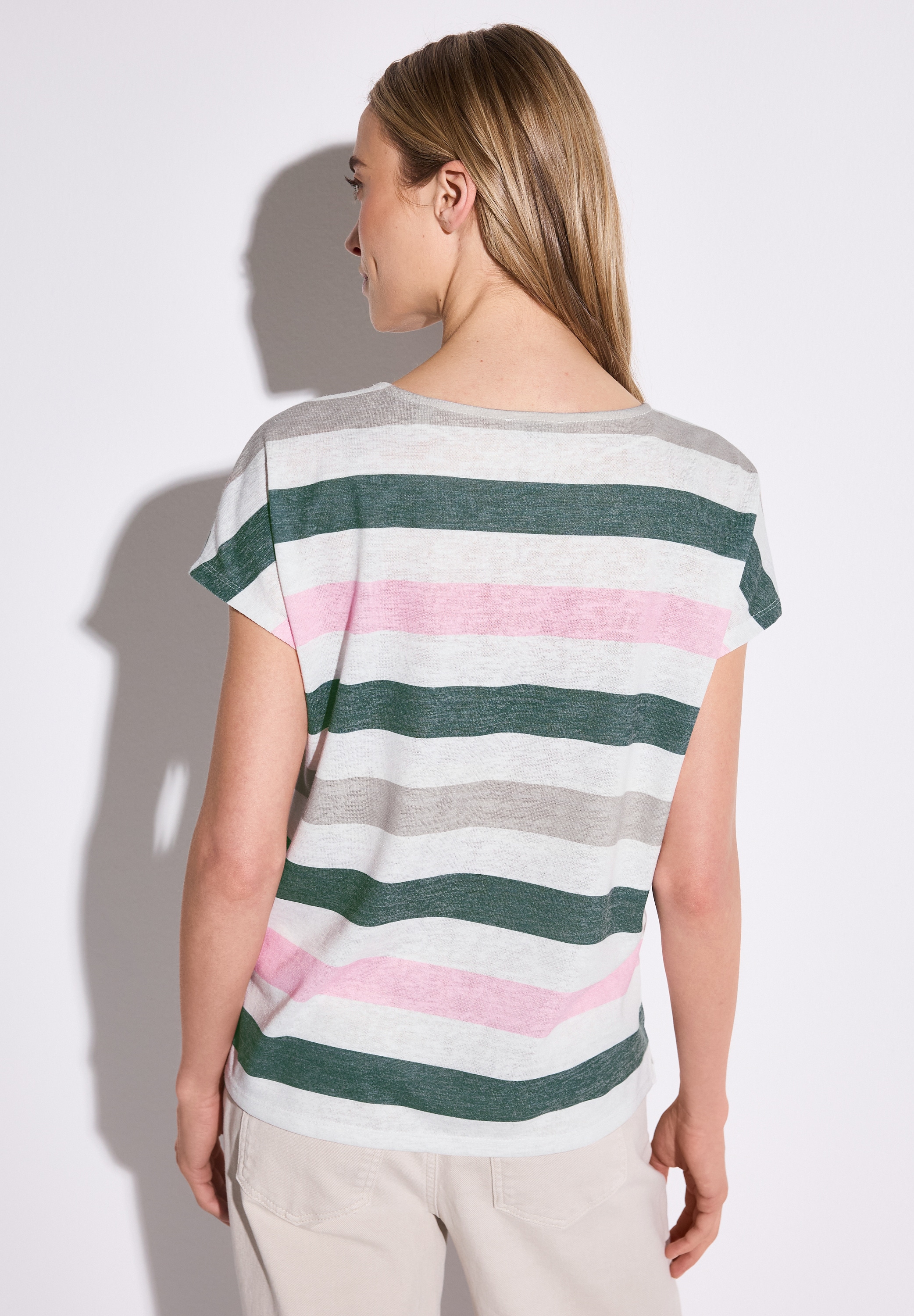 STREET ONE T-Shirt, mit abgerundetem V-Ausschnitt