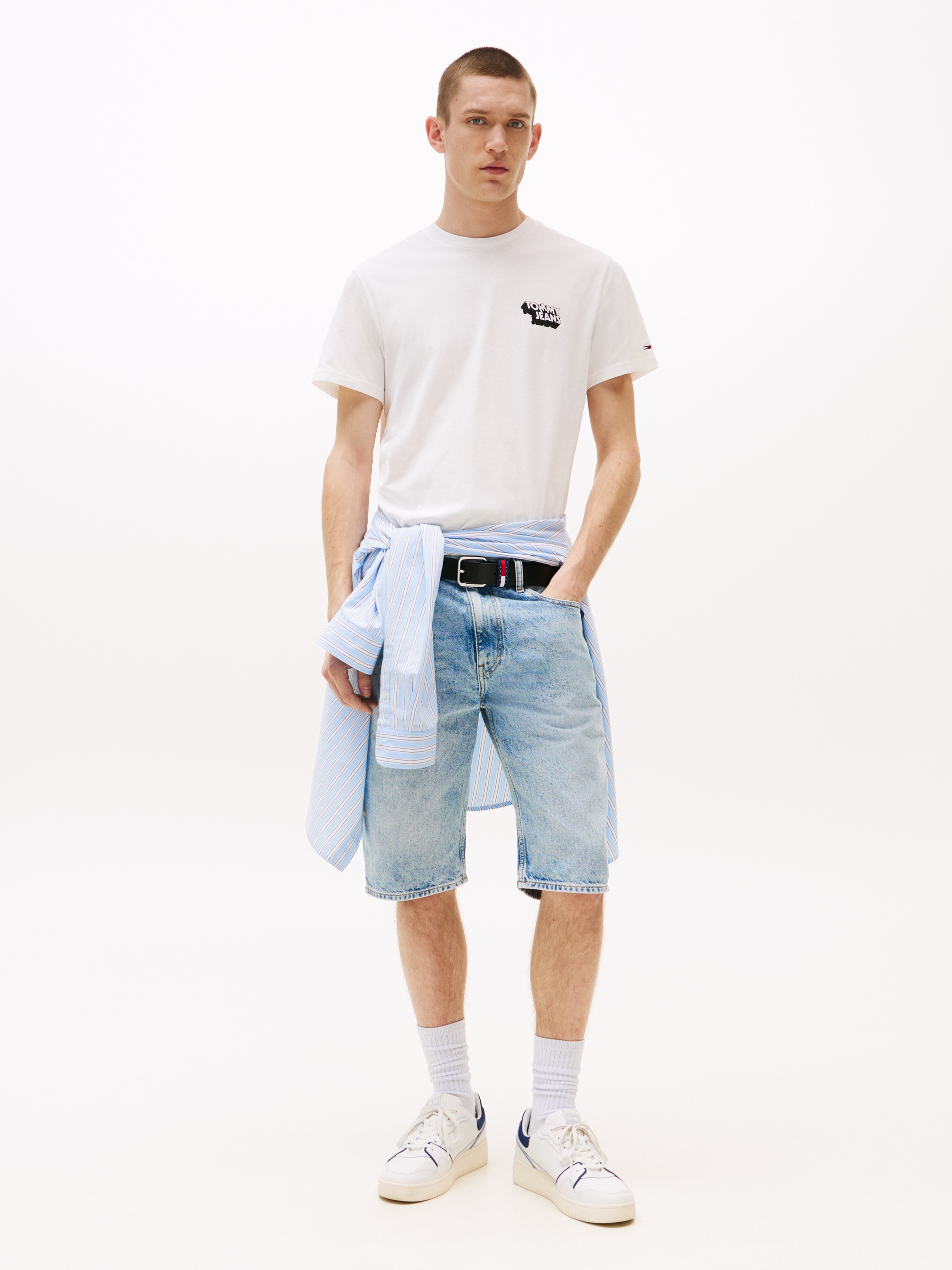 Tommy Jeans T-Shirt »TJM SLIM STACK LOGO TEE EXT«, Mit Rundhalsausschnitt
