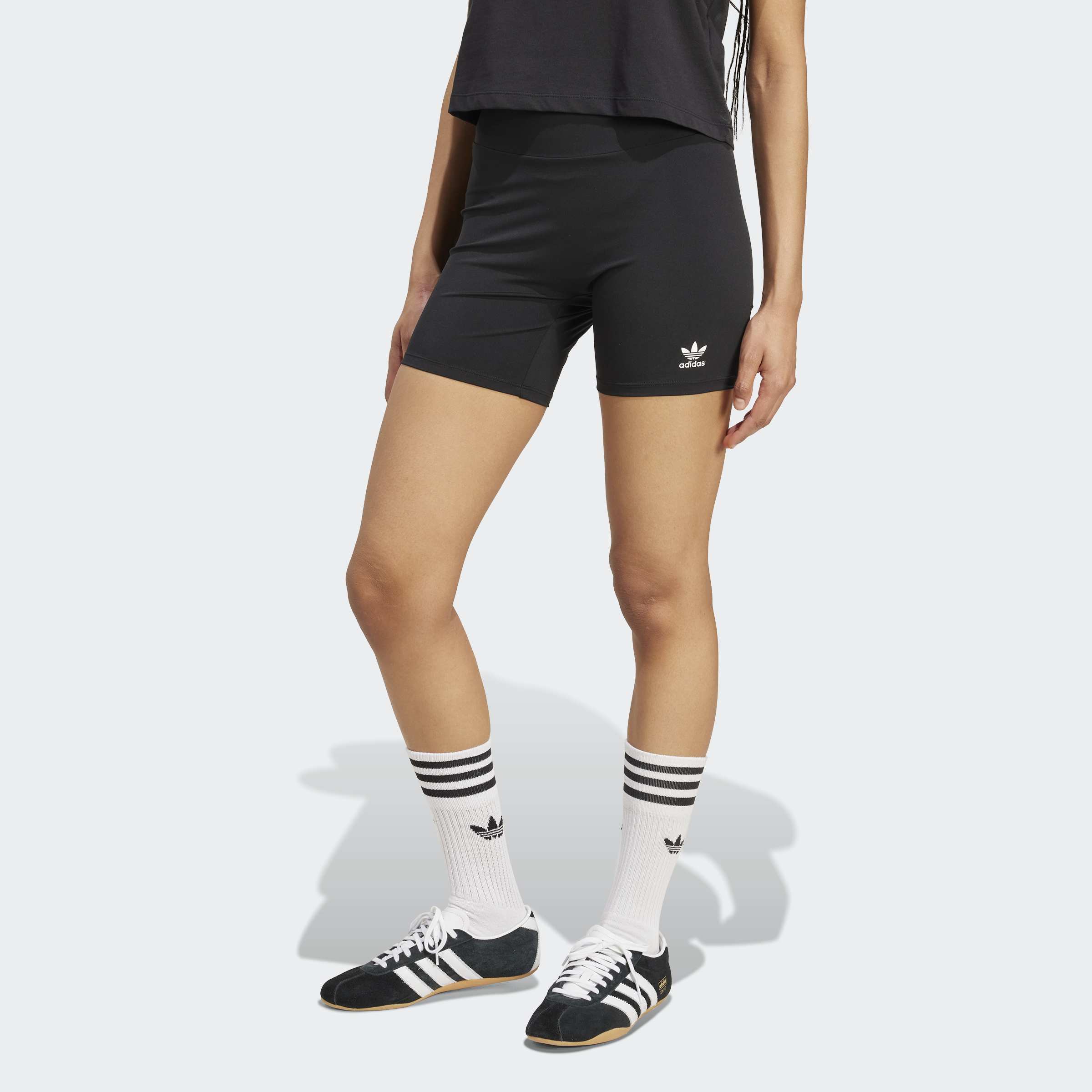 adidas Originals Shorts "ESS" für Erwachsene, aus Polyester und Elasthan, enger Schnitt