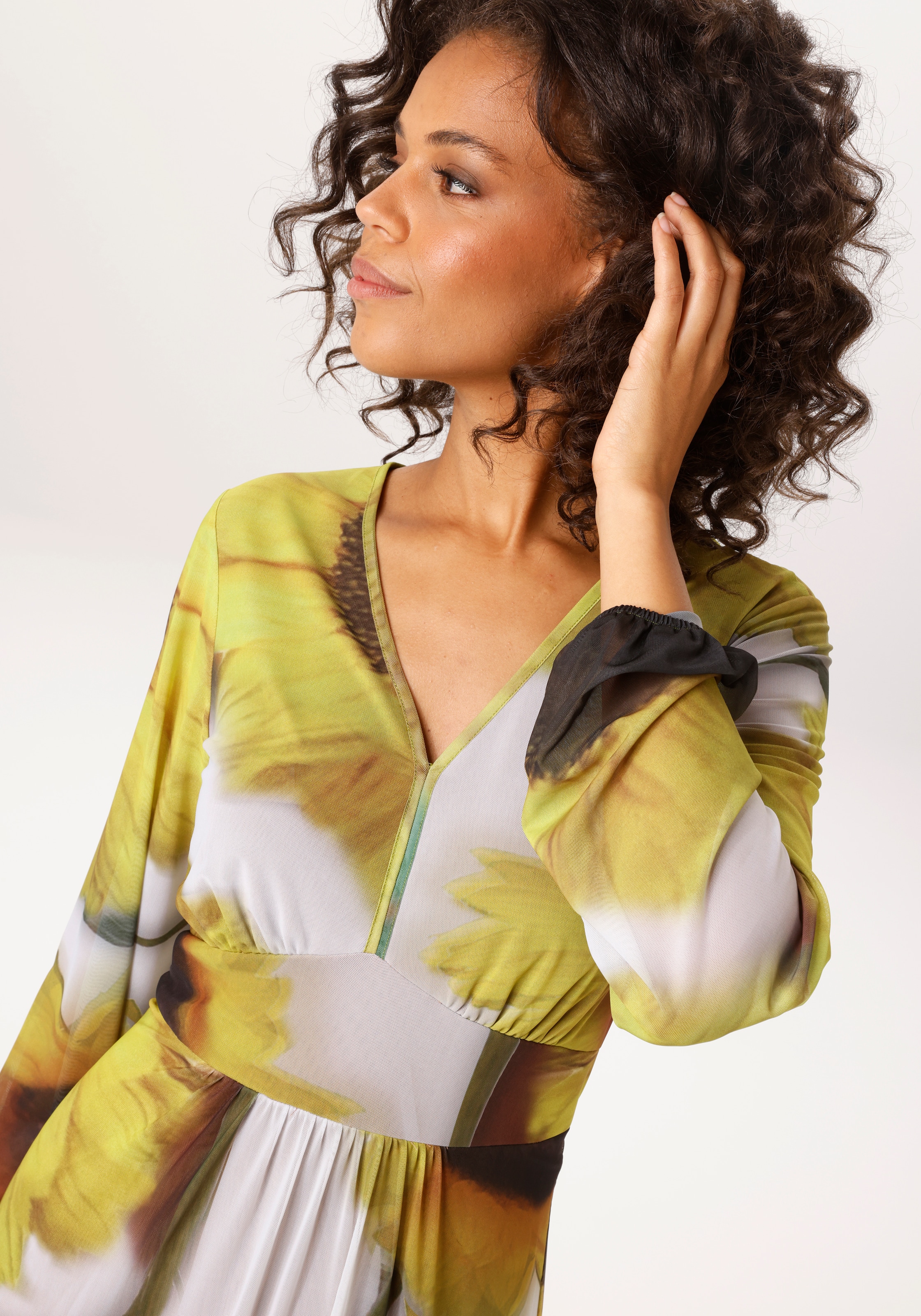 Aniston CASUAL Maxikleid mit großflächigen Sonnenblumen bedruckt - NEUE KOLLEKTION