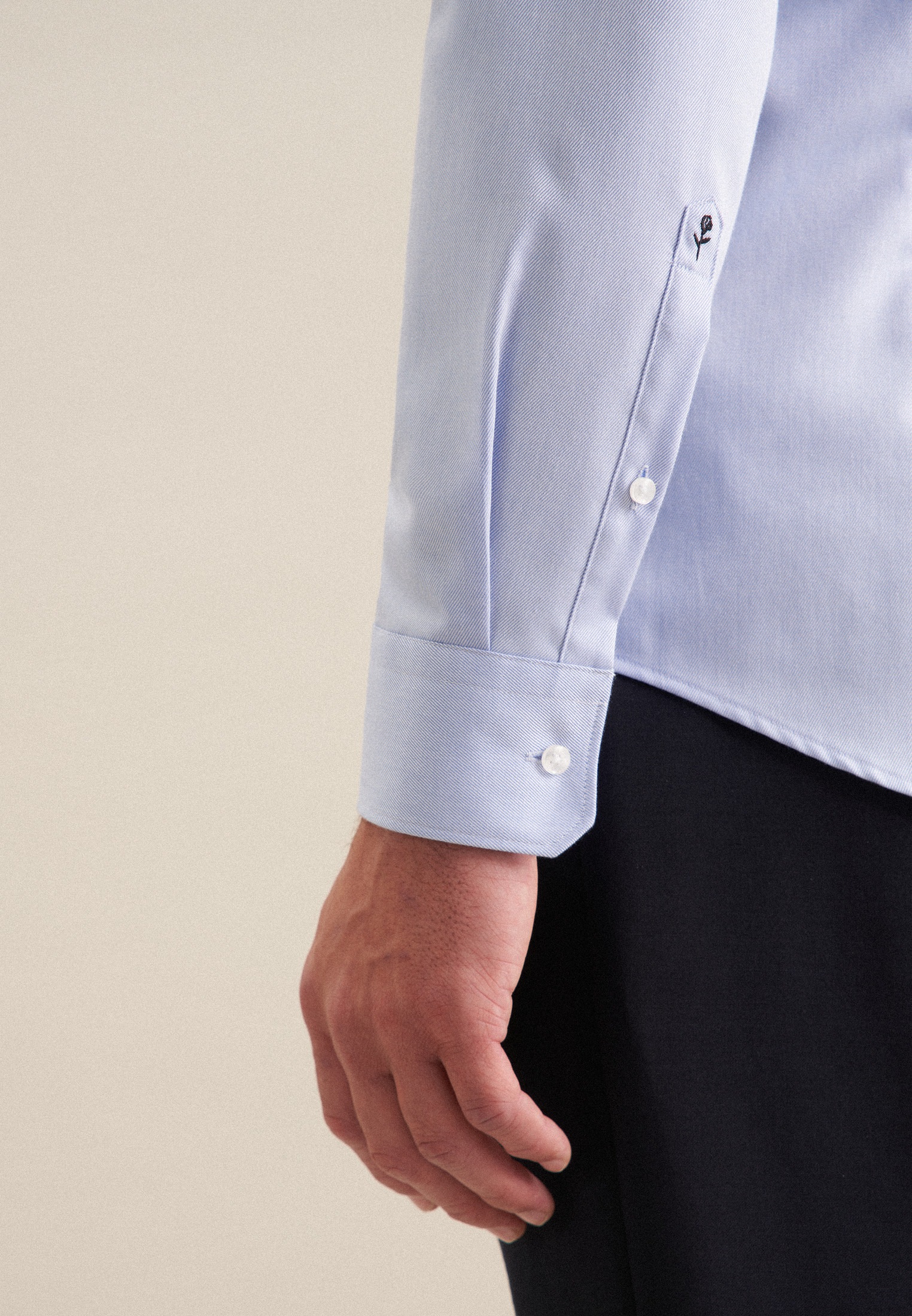 Businesshemd SEIDENSTICKER "Schwarze Rose", Herren, Gr. XL (44), normale Ärmellängen, mittelblau, 100% Baumwolle, unifarben, skinny fit, 2-Knopf-Manschette, Hemden, X-Slim 1/1 Kentkragen Uni 3