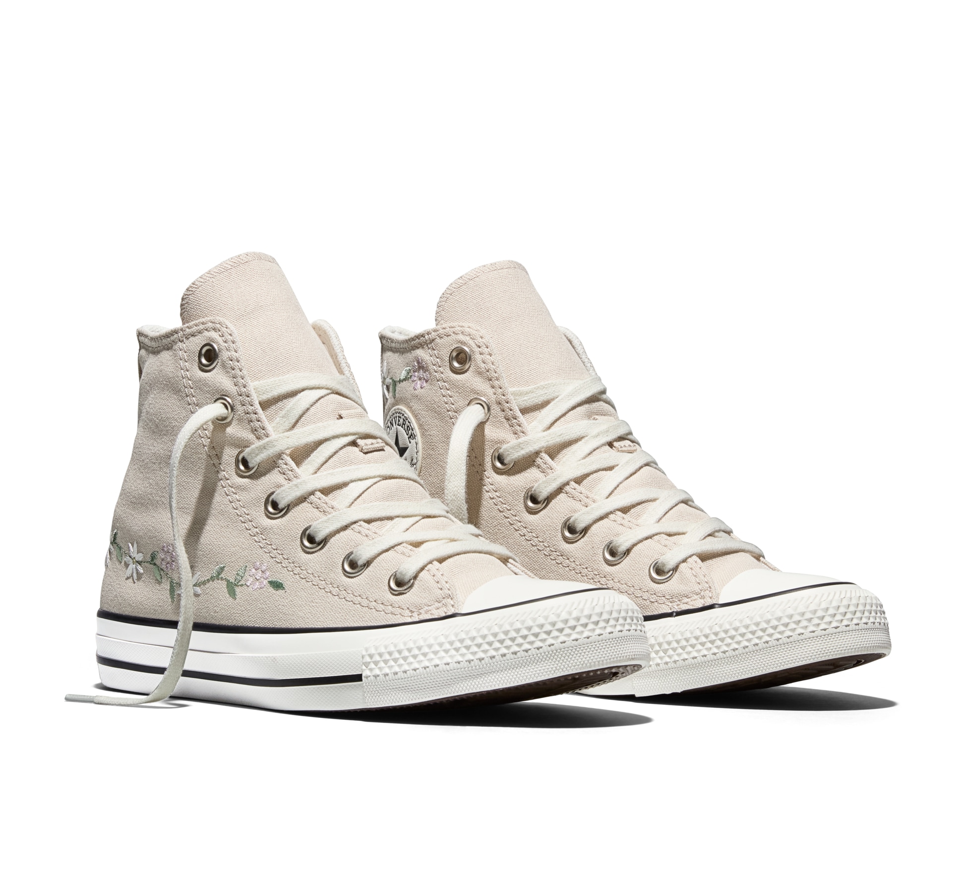 Converse Sneaker "CHUCK TAYLOR ALL STAR" für Alltag, leicht profiliertes Laufsohlenprofil, sportlicher Look