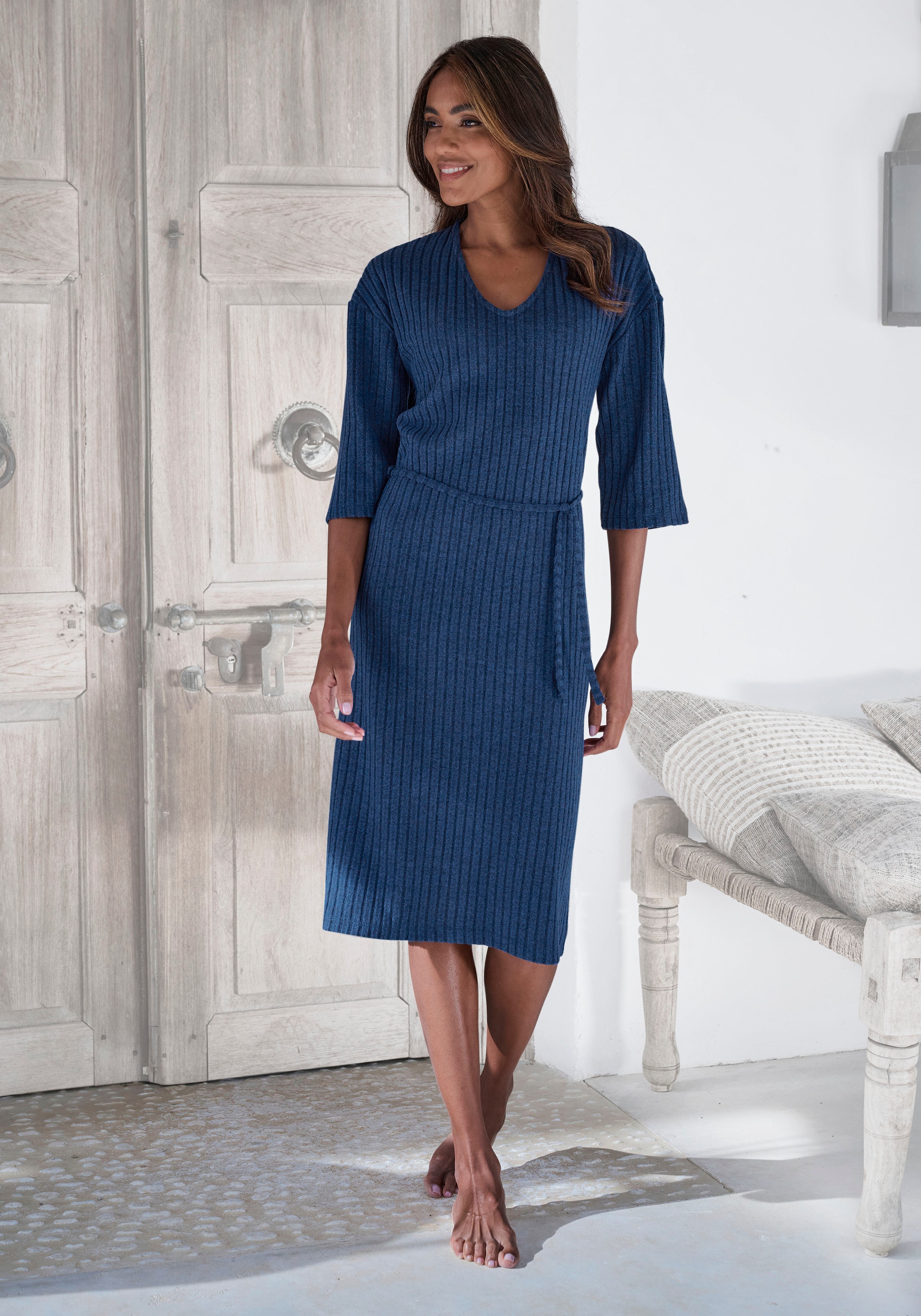 LASCANA Strickkleid "/ Rippkleid/ Loungekleid", mit weiten Ärmeln und Taillenband, Loungewear