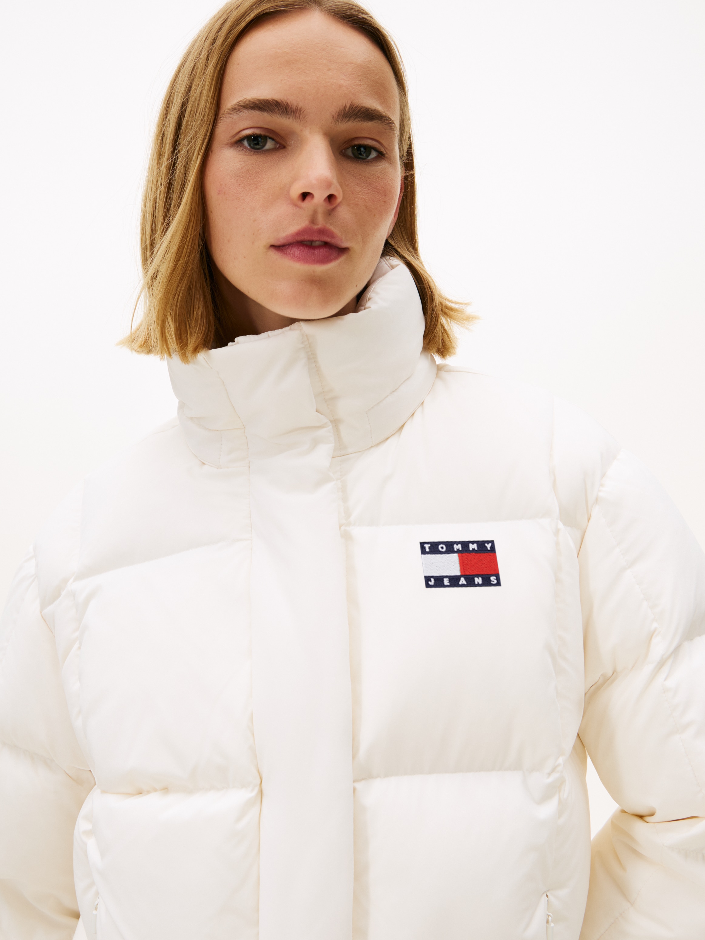 Tommy Jeans Steppjacke »TJW ALASKA GRID DOWN JACKET EXT« mit Kapuze