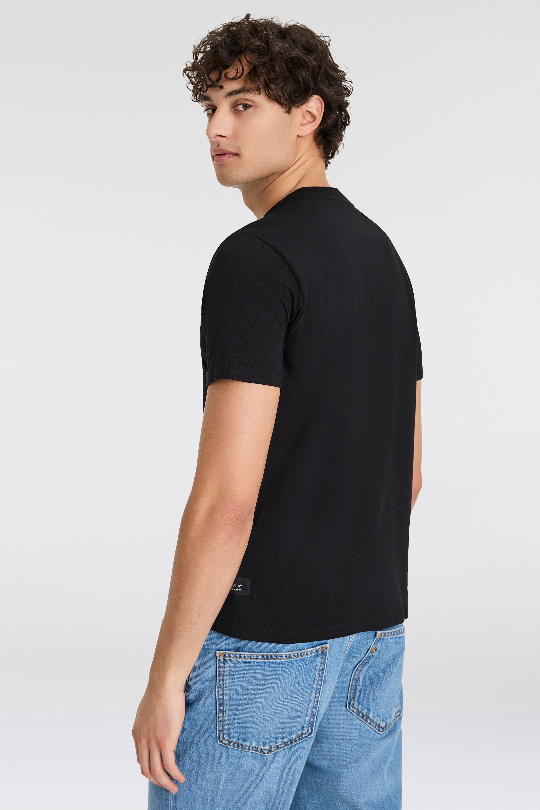 Replay T-Shirt "mit Logostickerei auf der Brust" günstig online kaufen