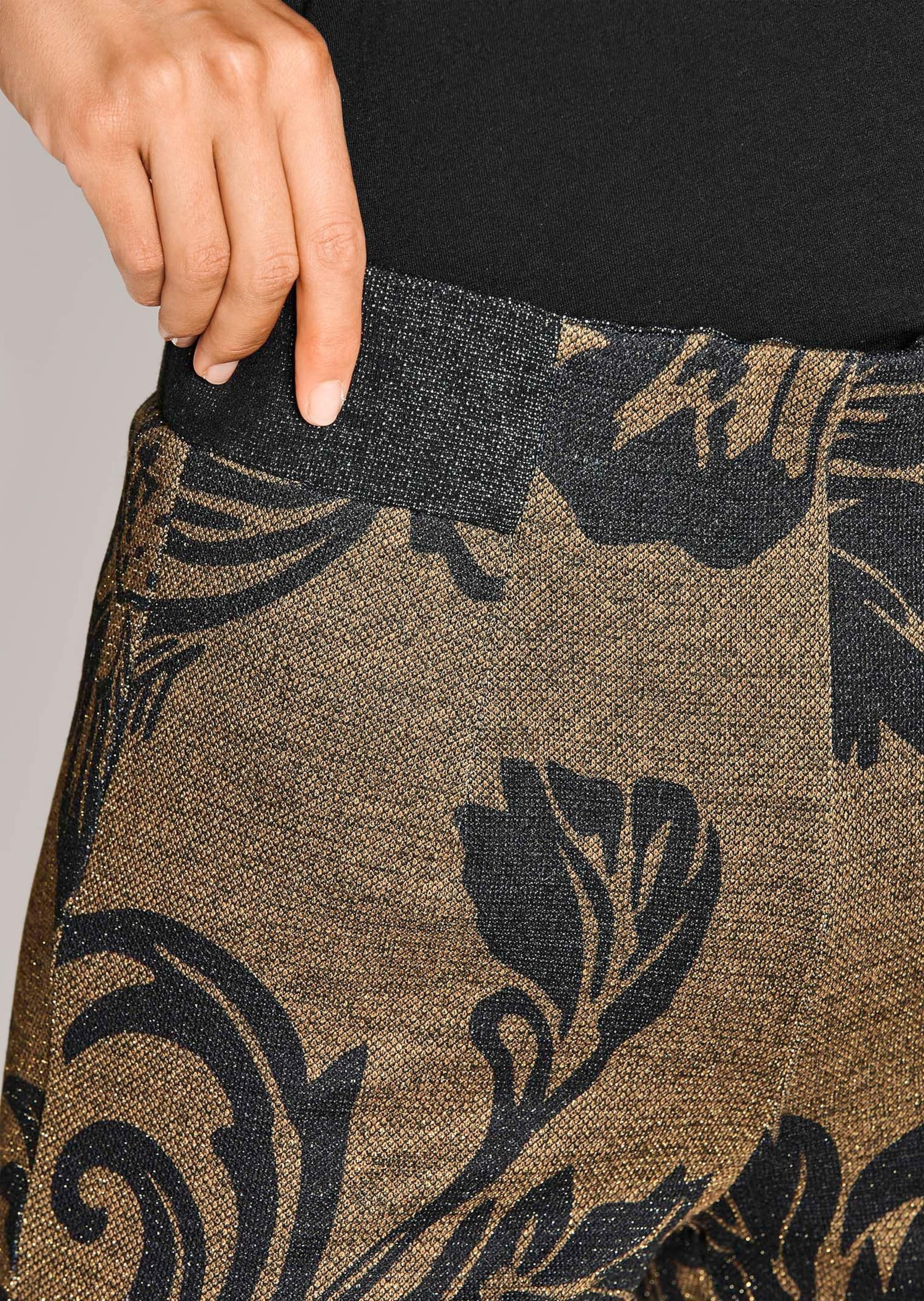 MADELEINE Jerseyhose »Jacquardhose Jacquardhose mit floralem Muster«