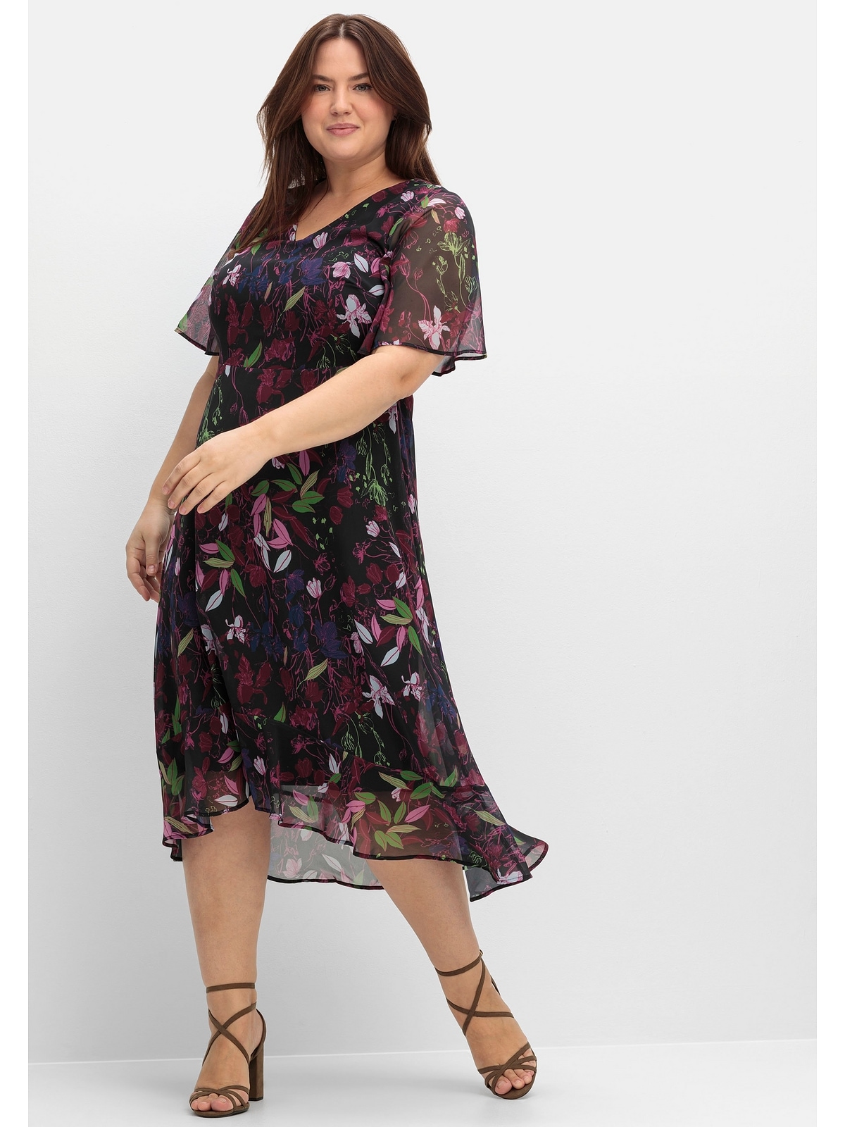 Sheego Chiffonkleid "Große Größen", mit Blumendruck und Volant am Saum günstig online kaufen