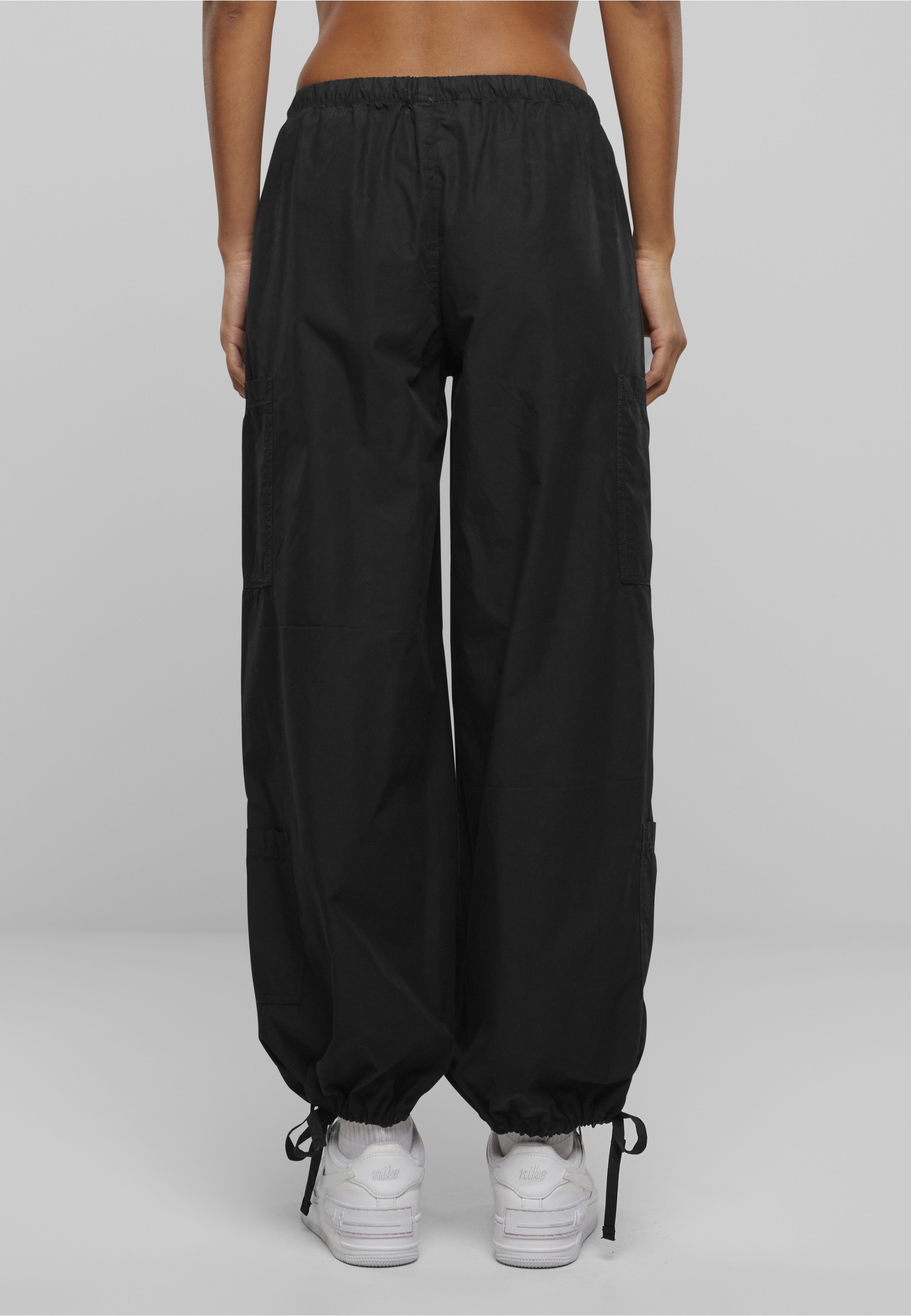 URBAN CLASSICS Cargohose »Urban Classics Ladies Cotton Cargo Parashute Pants«