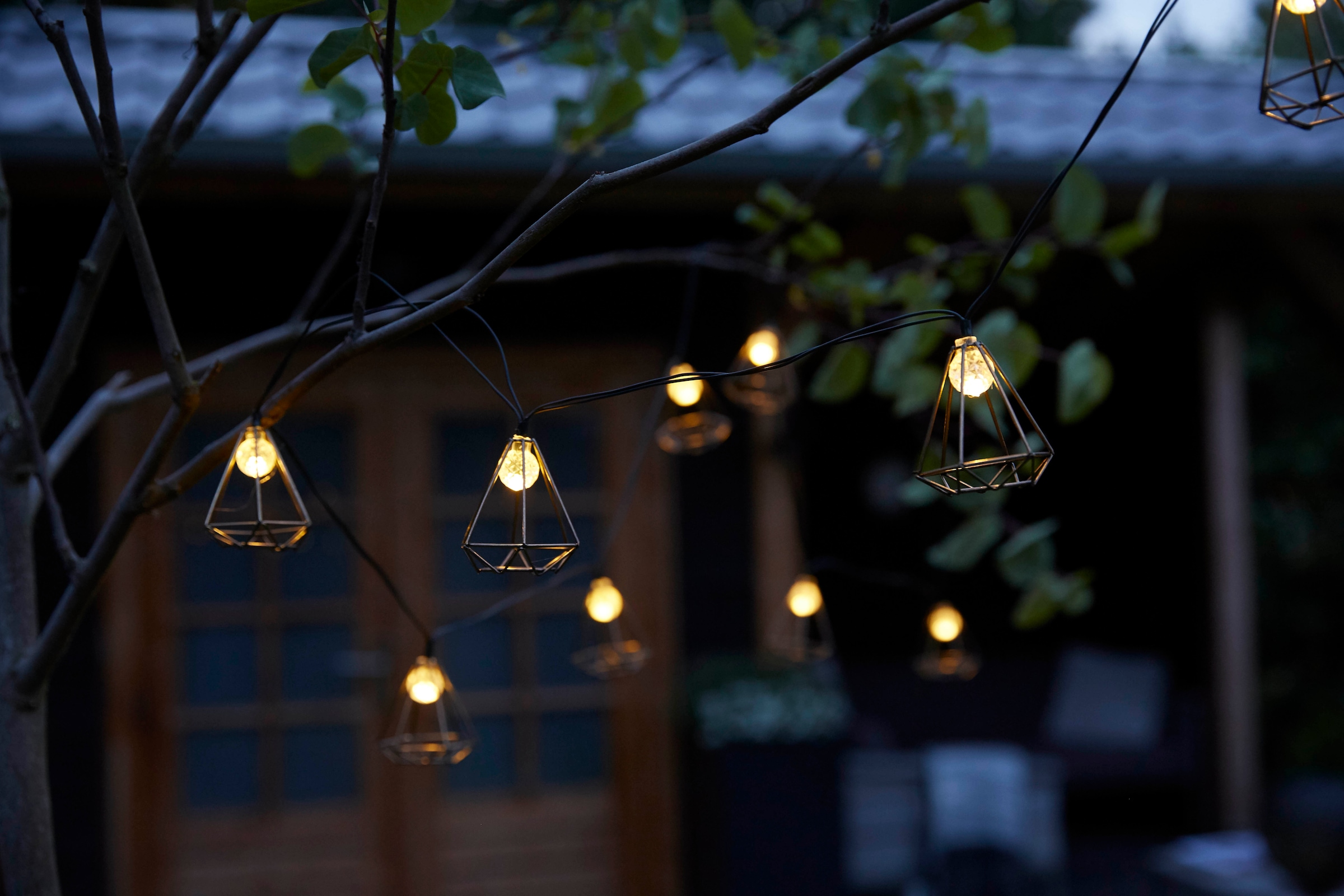 LUXFORM Lichterkette »Solar-Lichterkette Sousse Partybeleuchtung 10x LED«, Aus Metall gefertigt