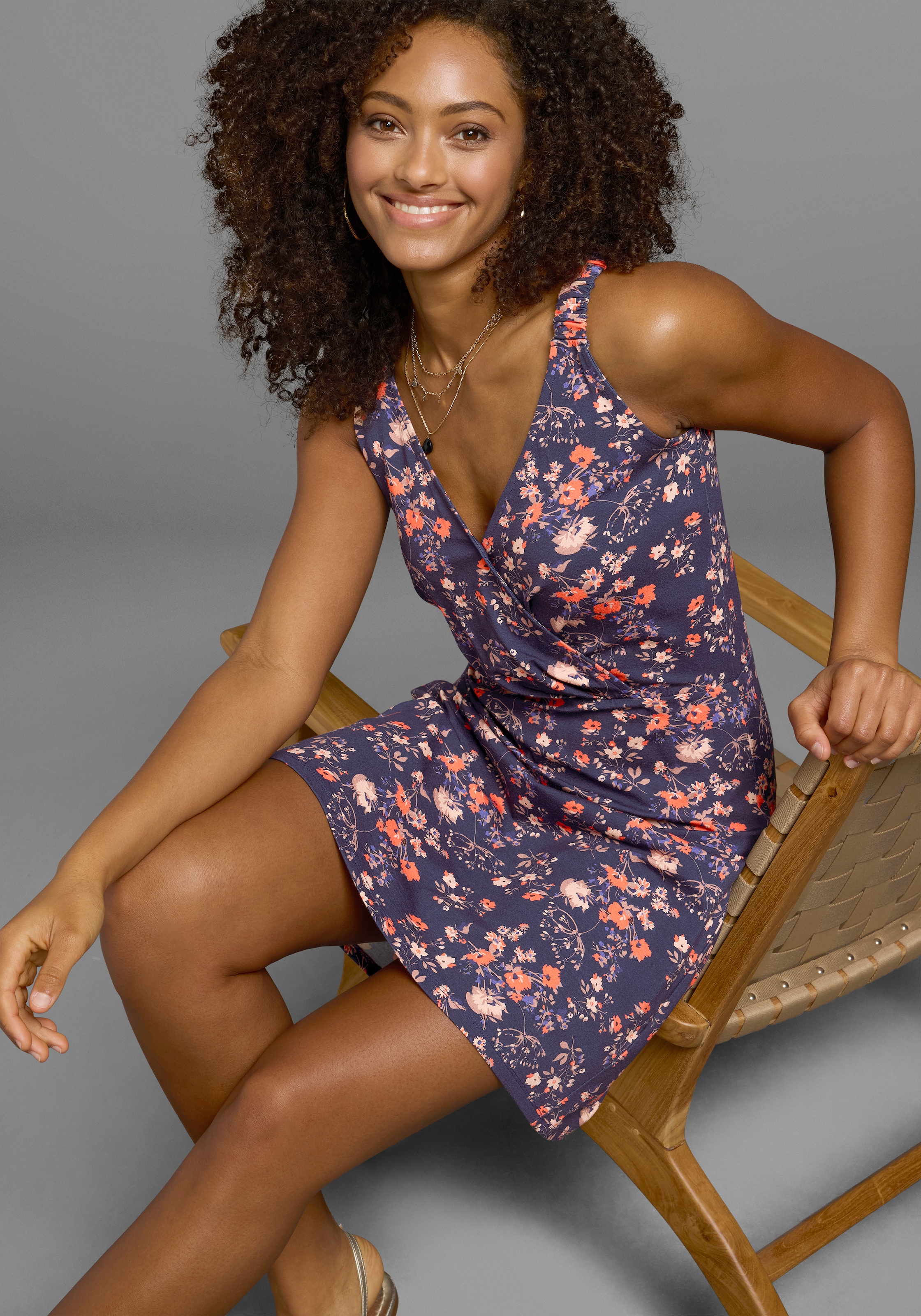 Laura Scott Sommerkleid, mit gerafften Trägern & V-Ausschnitt in Wickelopti günstig online kaufen
