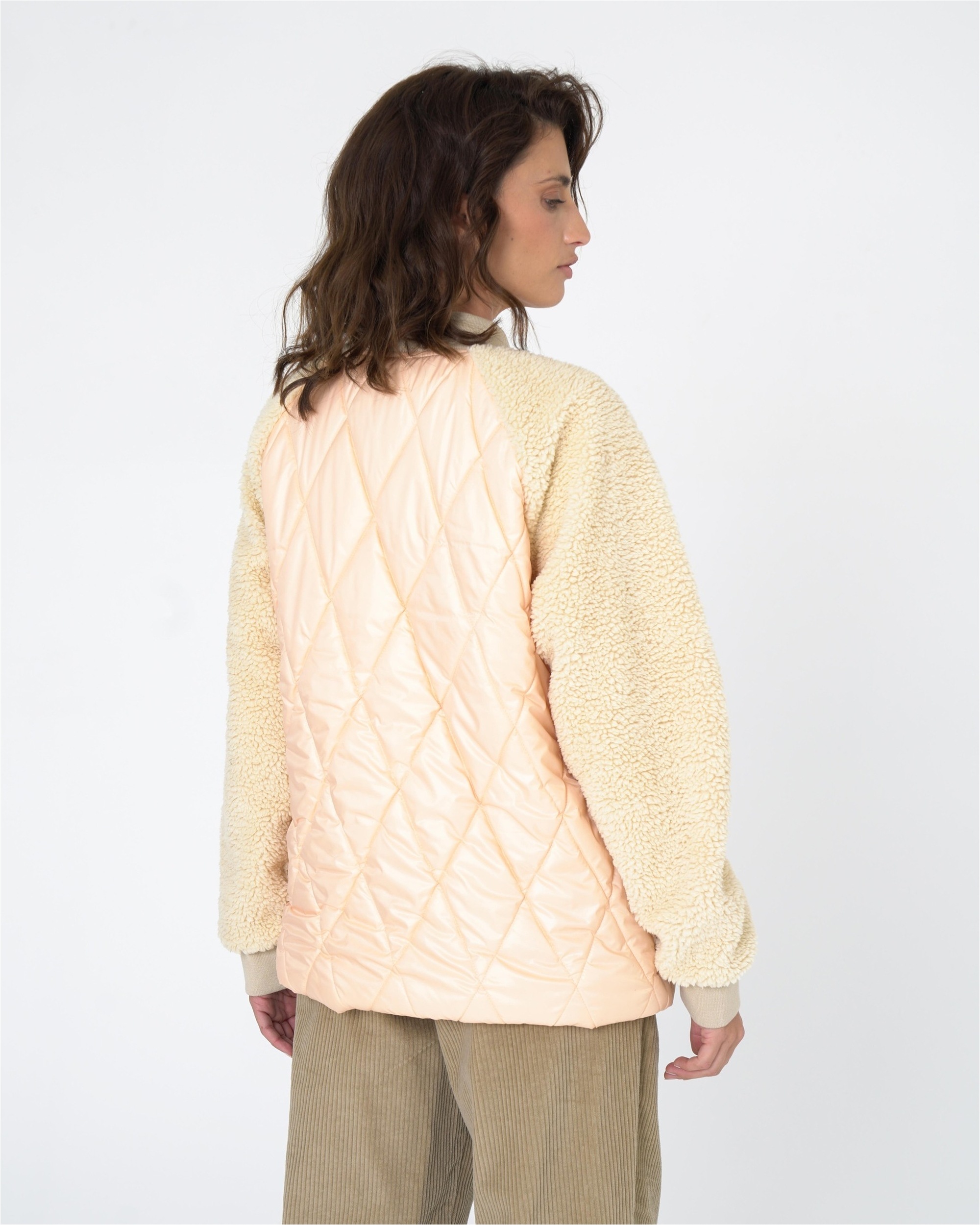 freshlions Steppjacke »Julia«, (1 St.), mit aufgesetzten Taschen