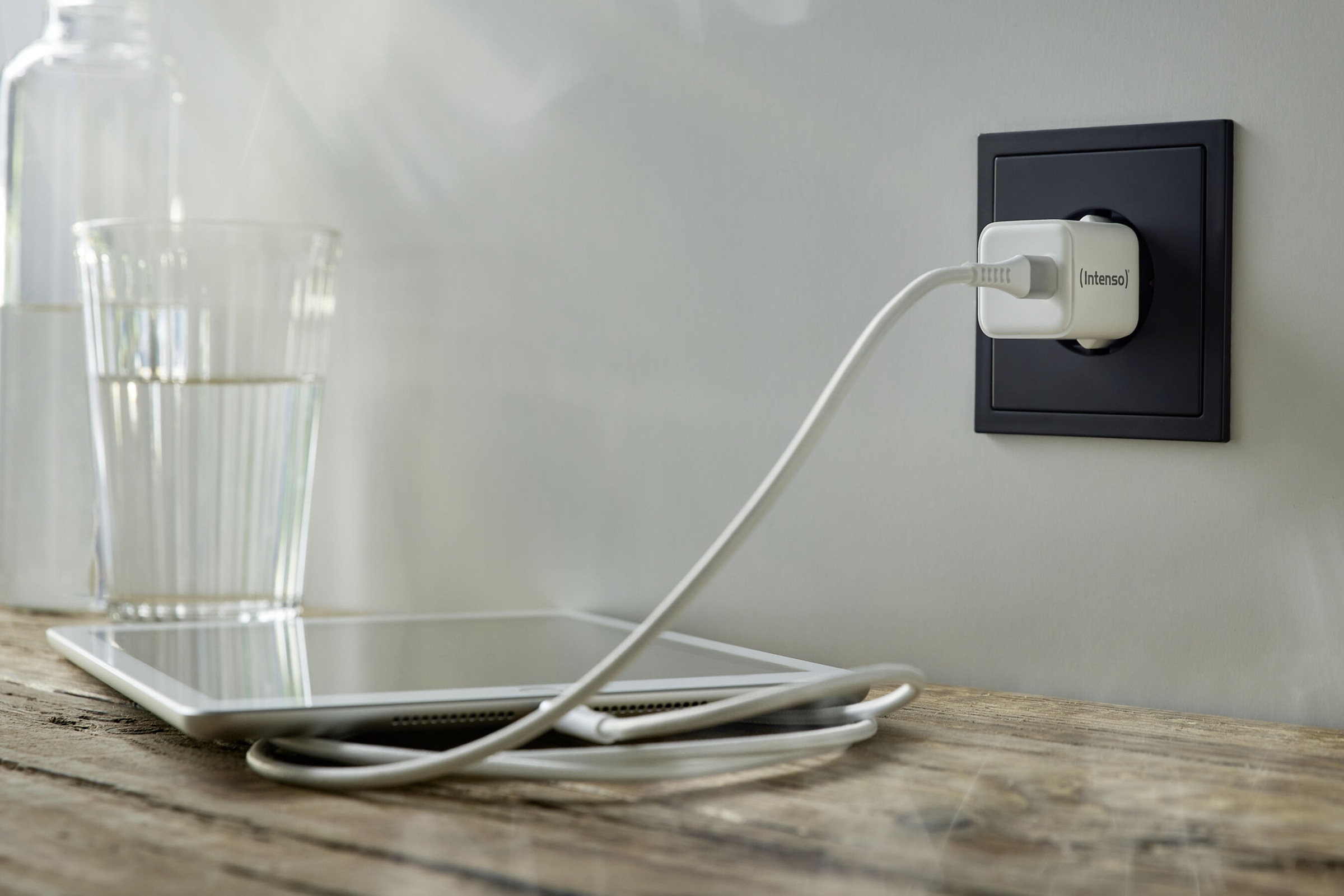 Intenso Smartphone-Ladegerät »POWER ADAPTER USB-C GAN/7803022«