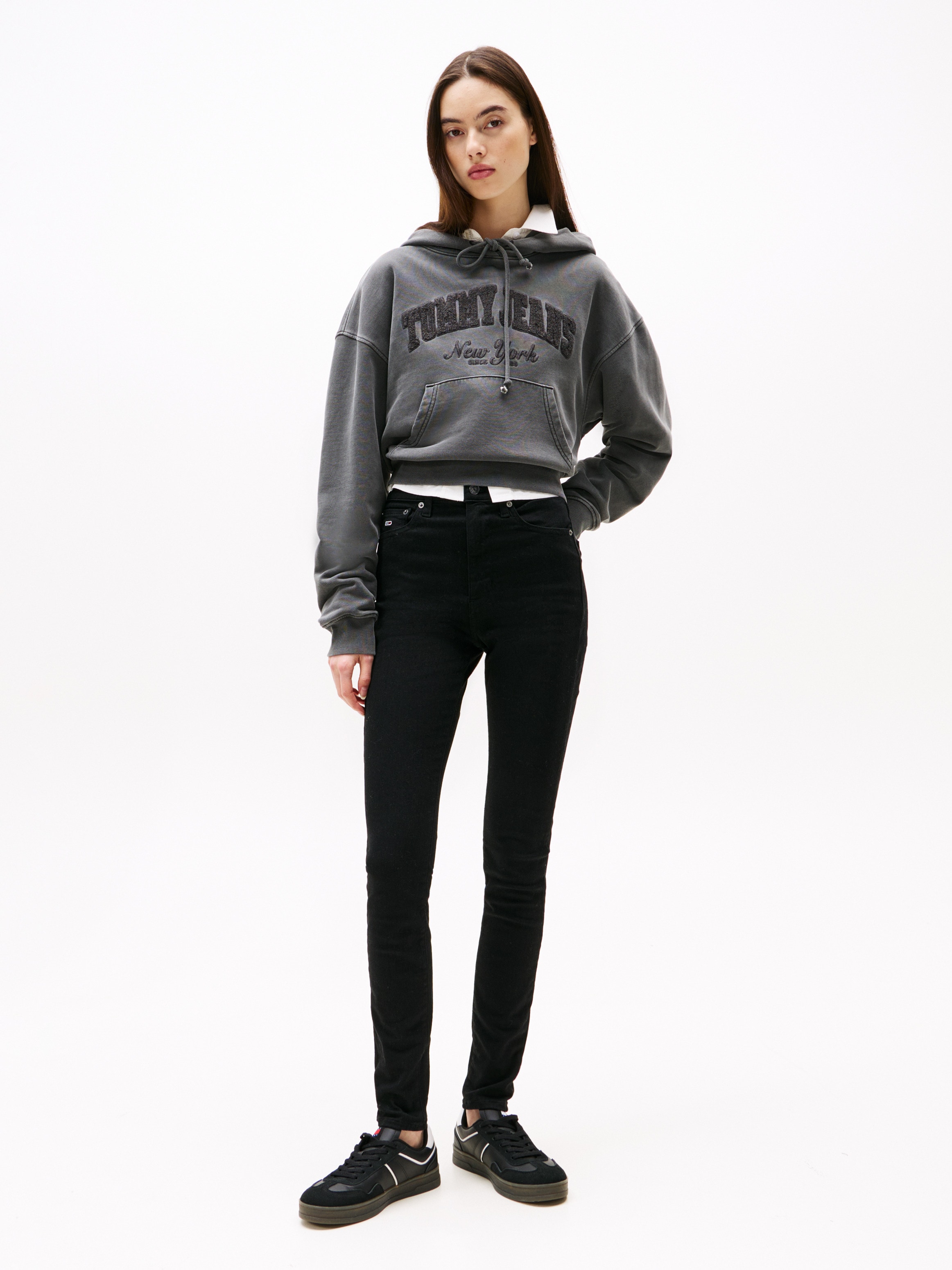 Tommy Jeans Skinny-fit-Jeans »Sylvia High Rise Skinny«, Eng anliegende Denim Jeans mit hoher Leibhöhe