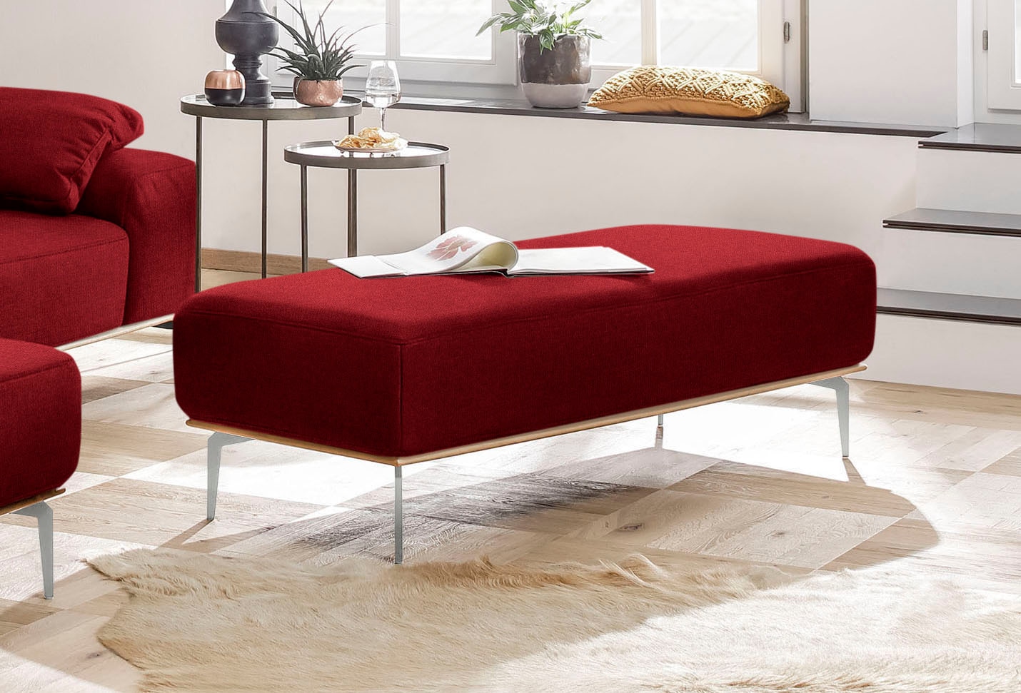 W.SCHILLIG Polsterhocker mit elegantem Holzsockel, Füße in Chrom glänzend, günstig online kaufen