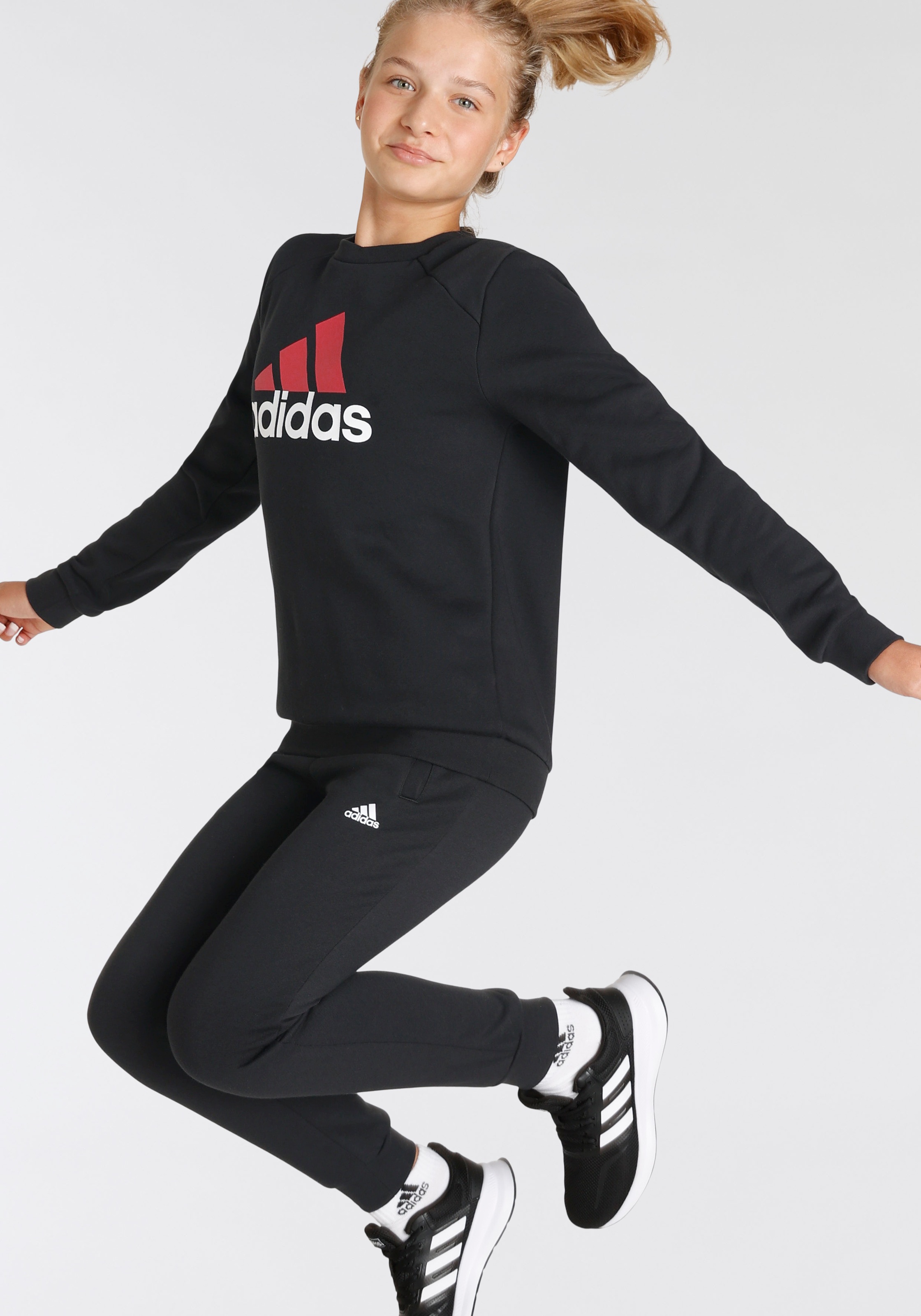 adidas Sportswear Trainingsanzug »ESSENTIALS BIG LOGO KIDS JOGGINGANZUG«, (2  tlg.) im Sale | BAUR