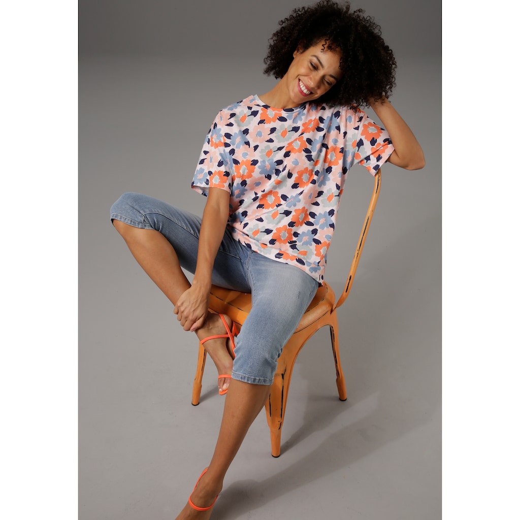 Damenmode Shirts & Sweatshirts Aniston CASUAL T-Shirt, mit farbenfrohen, graphischen Blütendruck rose-orange-rauchblau-apricot-m