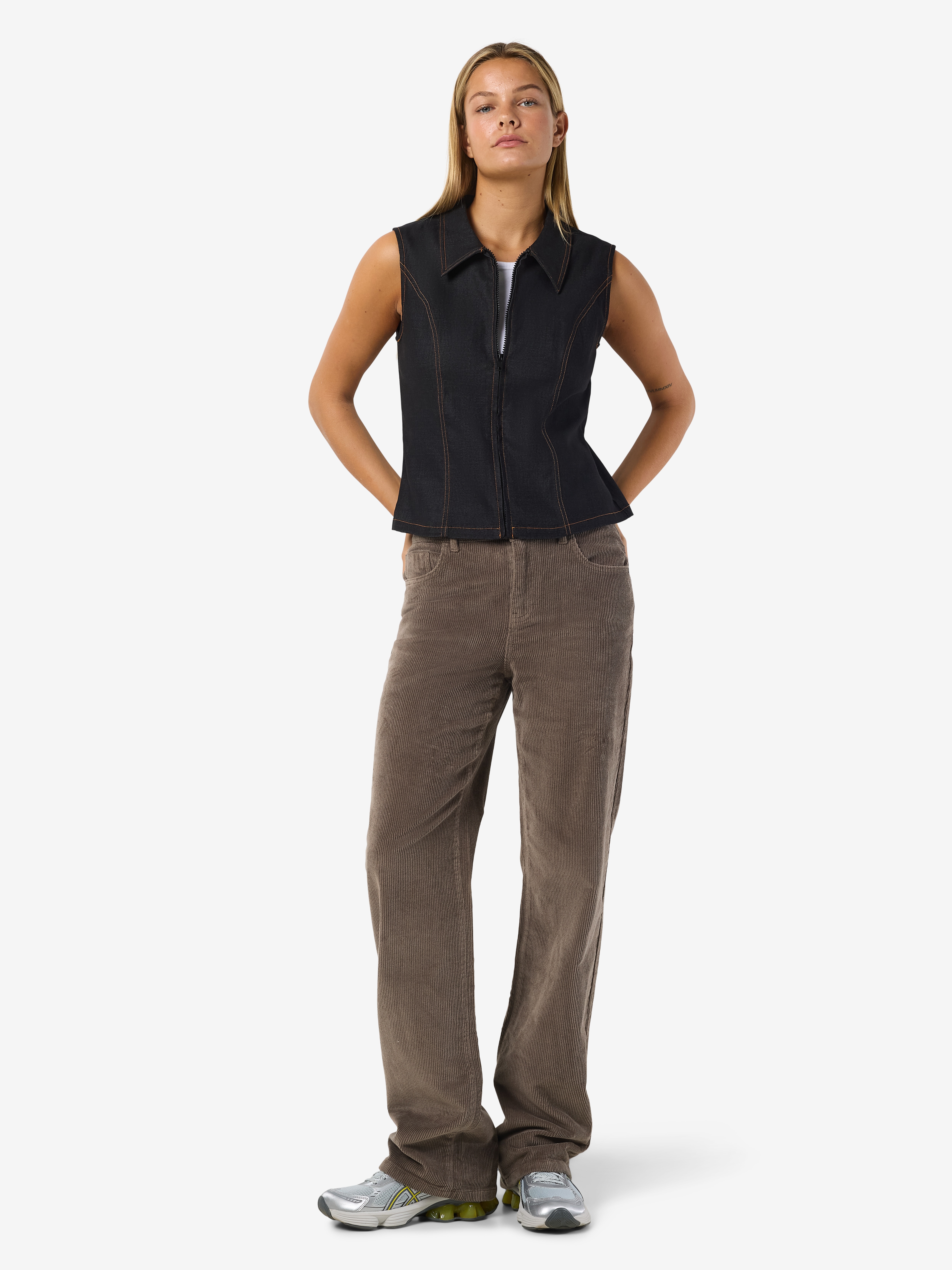 Thumbnail - Noisy may Cordhose "NMYOLANDA NW WIDE LEG CORDUROY NOOS"
