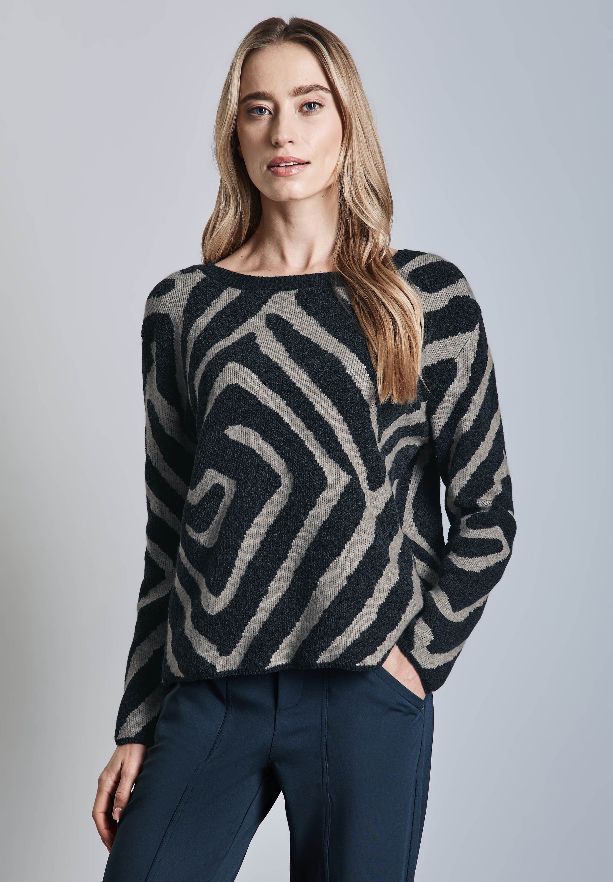 STREET ONE Strickpullover, aus elastischem Materialmix