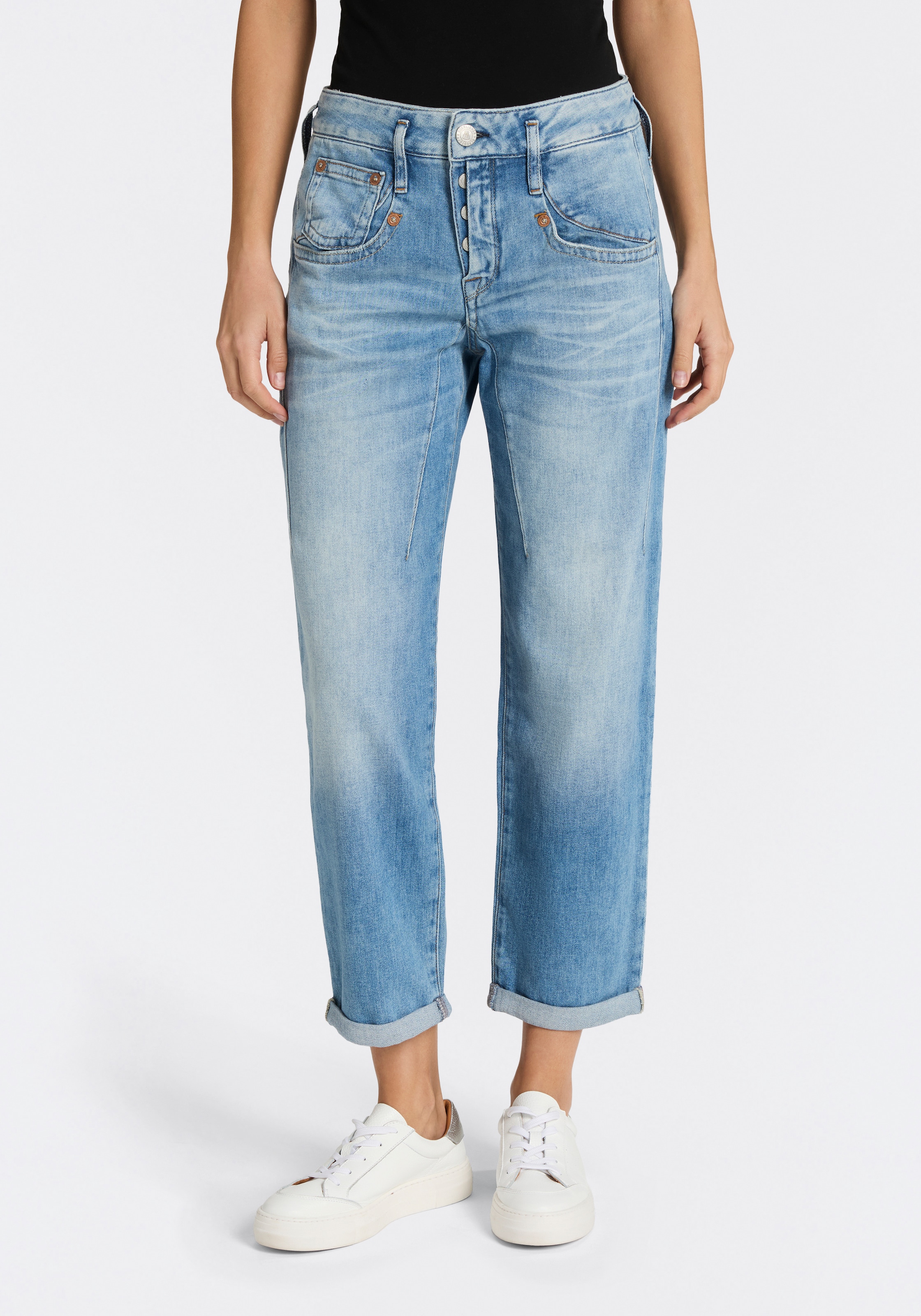 Herrlicher Boyfriend-Jeans "Shyra Tap Denim Stretch" mit halb verdeckter Knopfleiste, High Waist