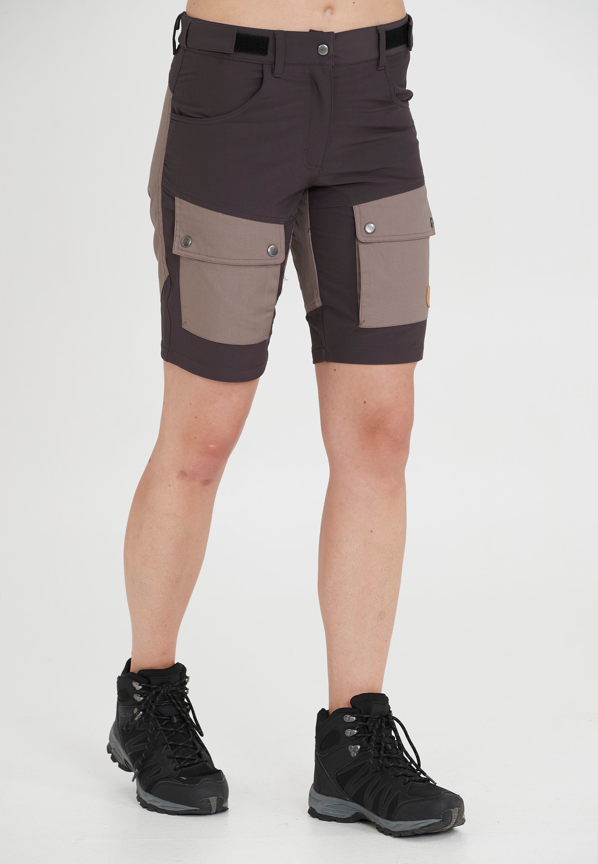 WHISTLER Shorts "Lara", mit dehnbarem Funktionsstretch