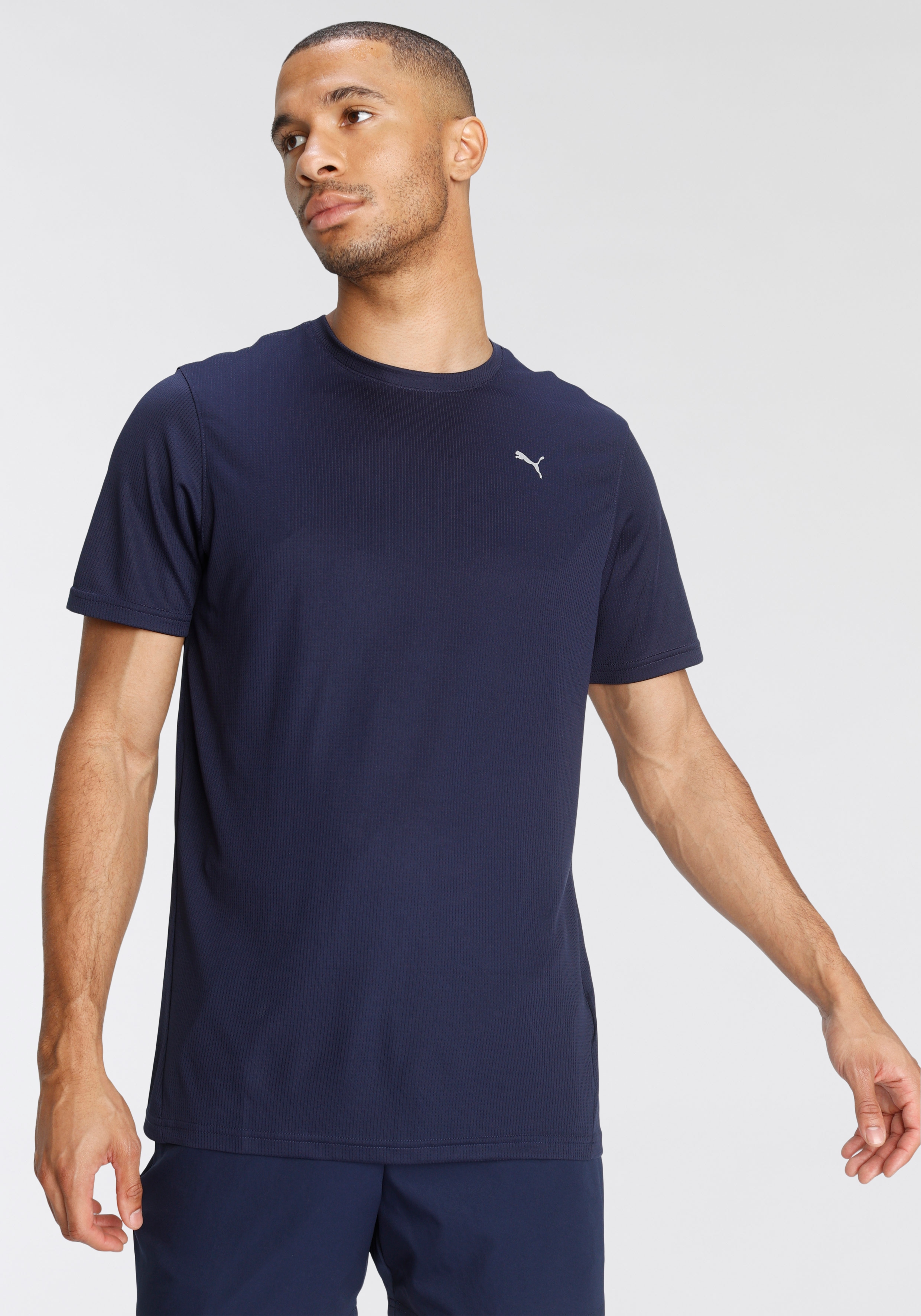 Puma Trainingsshirt "Performance Ss Tee M" Regular Fit, Schnell Trocknend, Atmungsaktiv, Sportlicher Stil