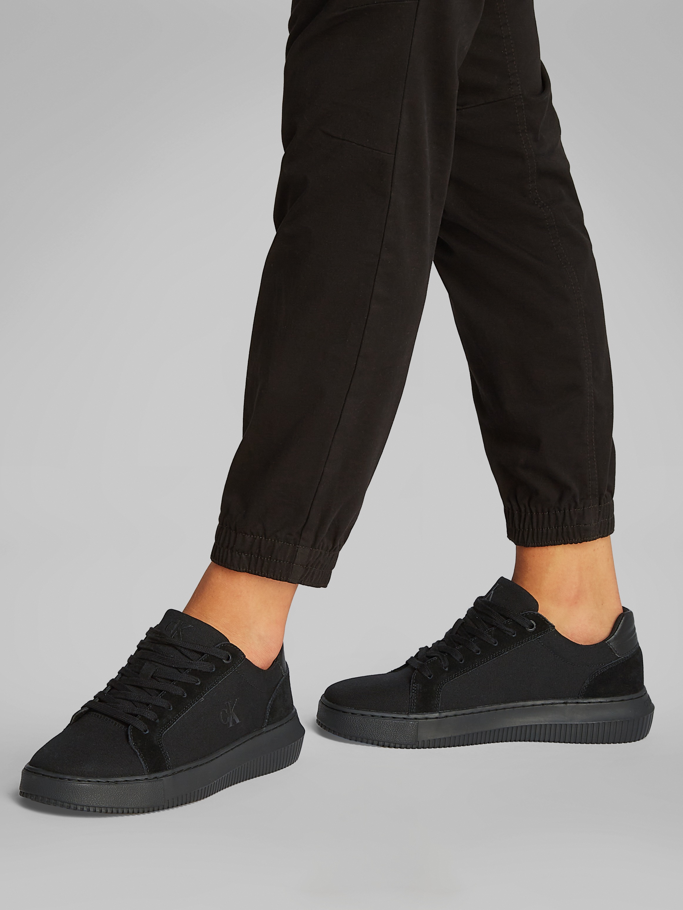 Calvin Klein Jeans Sneaker »CHUNKY CUPSOLE MG CANVAS«, Halbschuh, Schnürschuh, Freizeitsneaker mit seitlichem CK-Logo