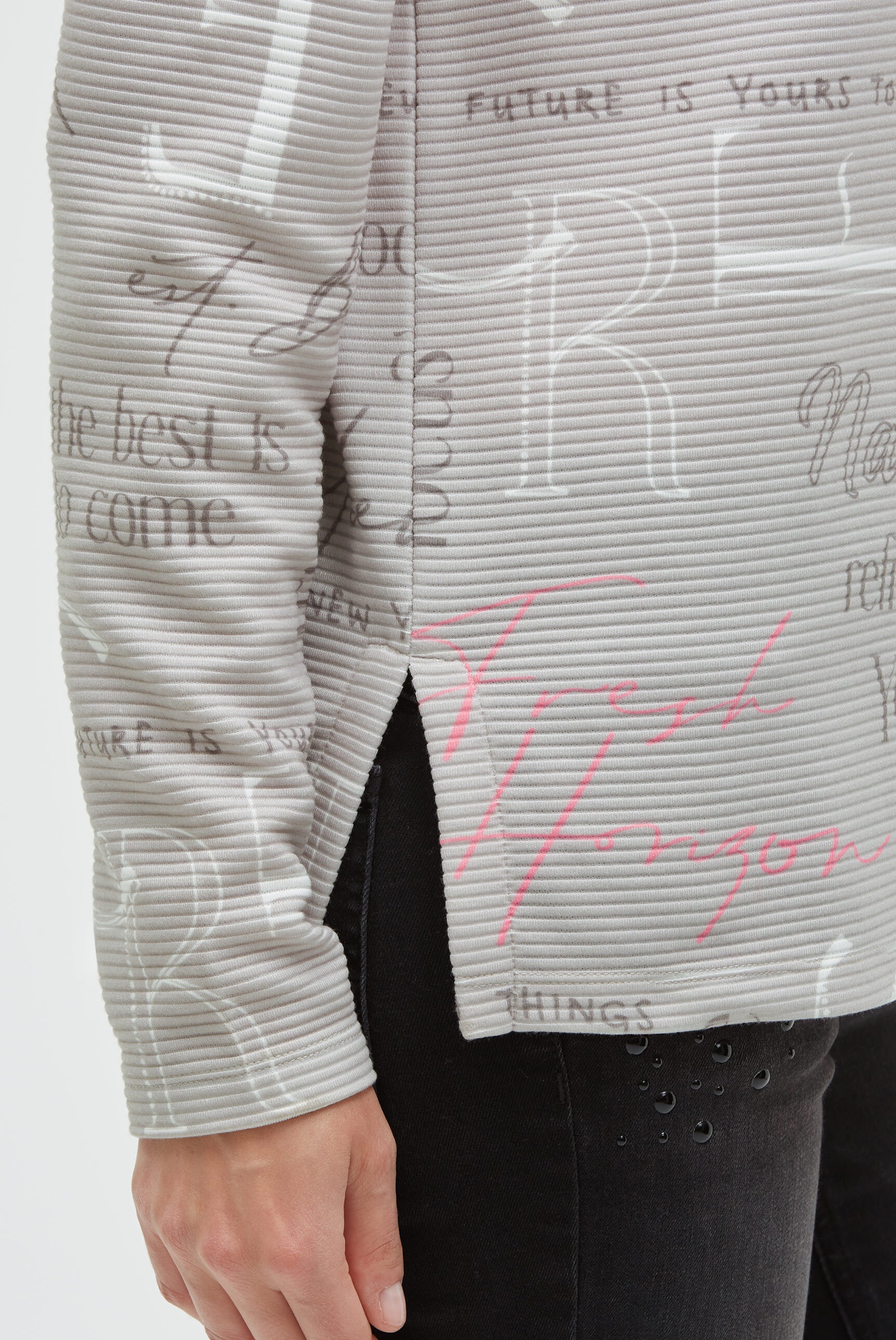 SOCCX Sweater , mit Seitenschlitze
