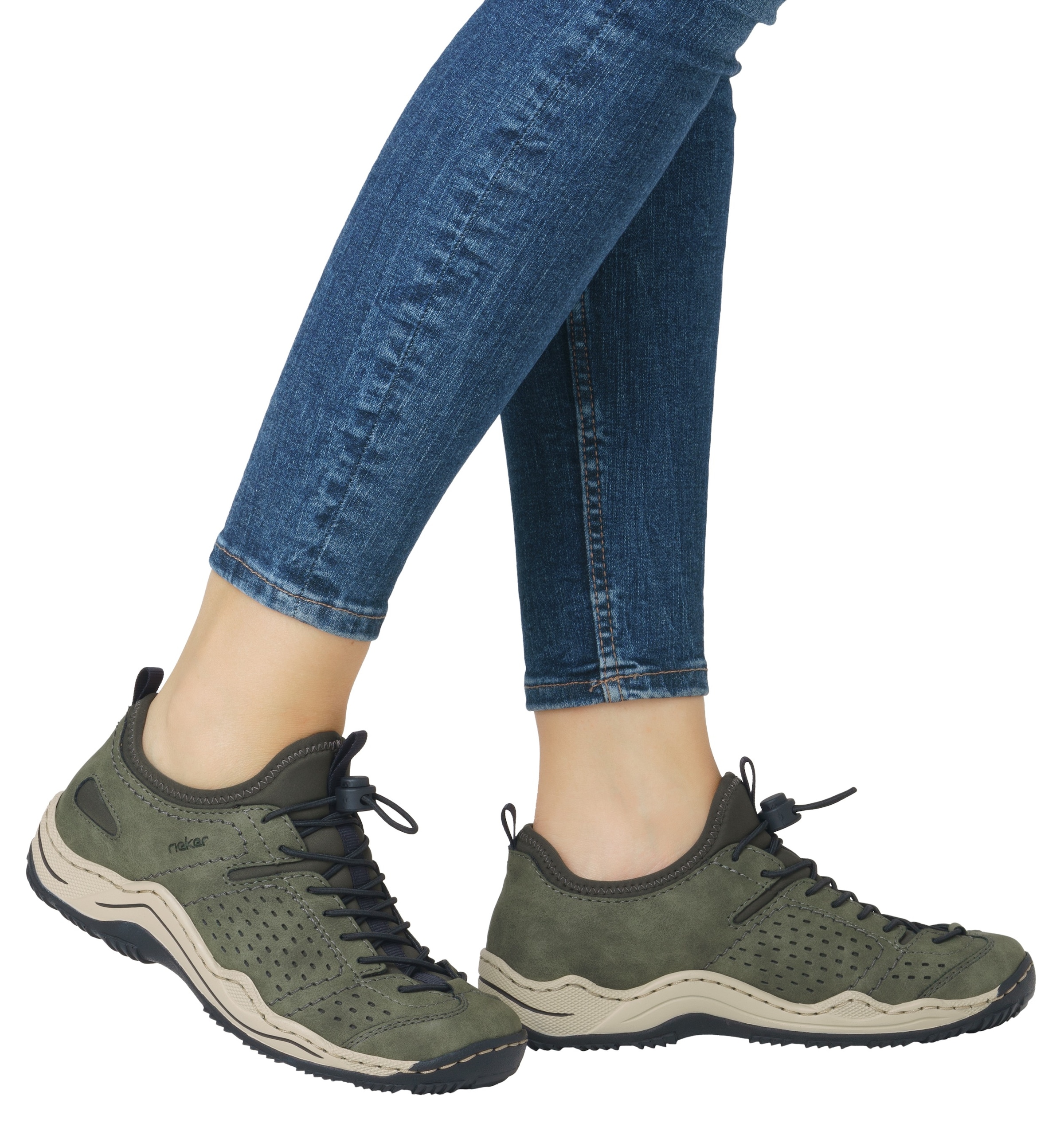 Rieker Slip-On Sneaker, Schlupfschuh, Freizeitsneaker, Halbschuh mit markanter Laufsohle