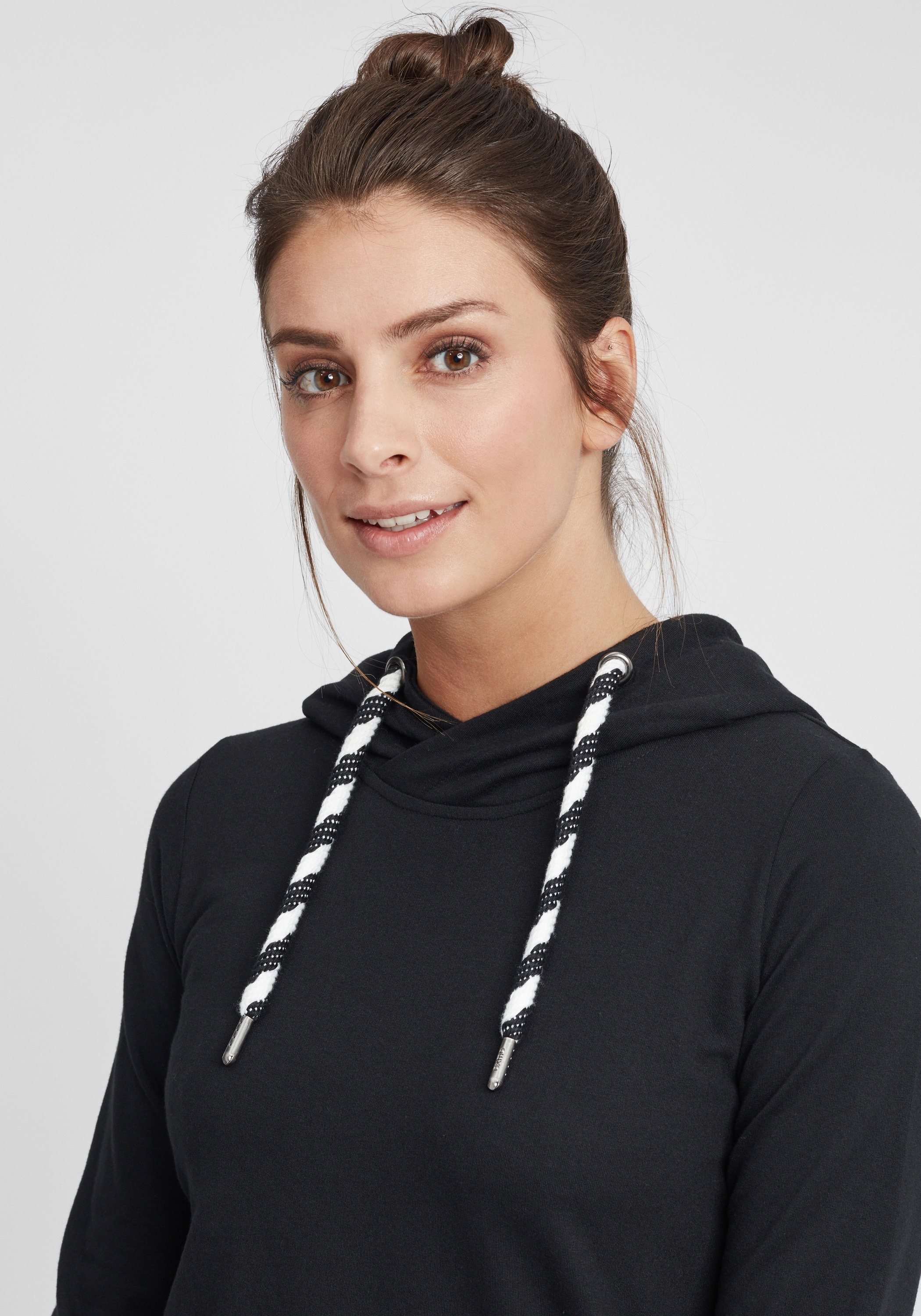 OXMO Kapuzenpullover »Hoodie OXWandy«