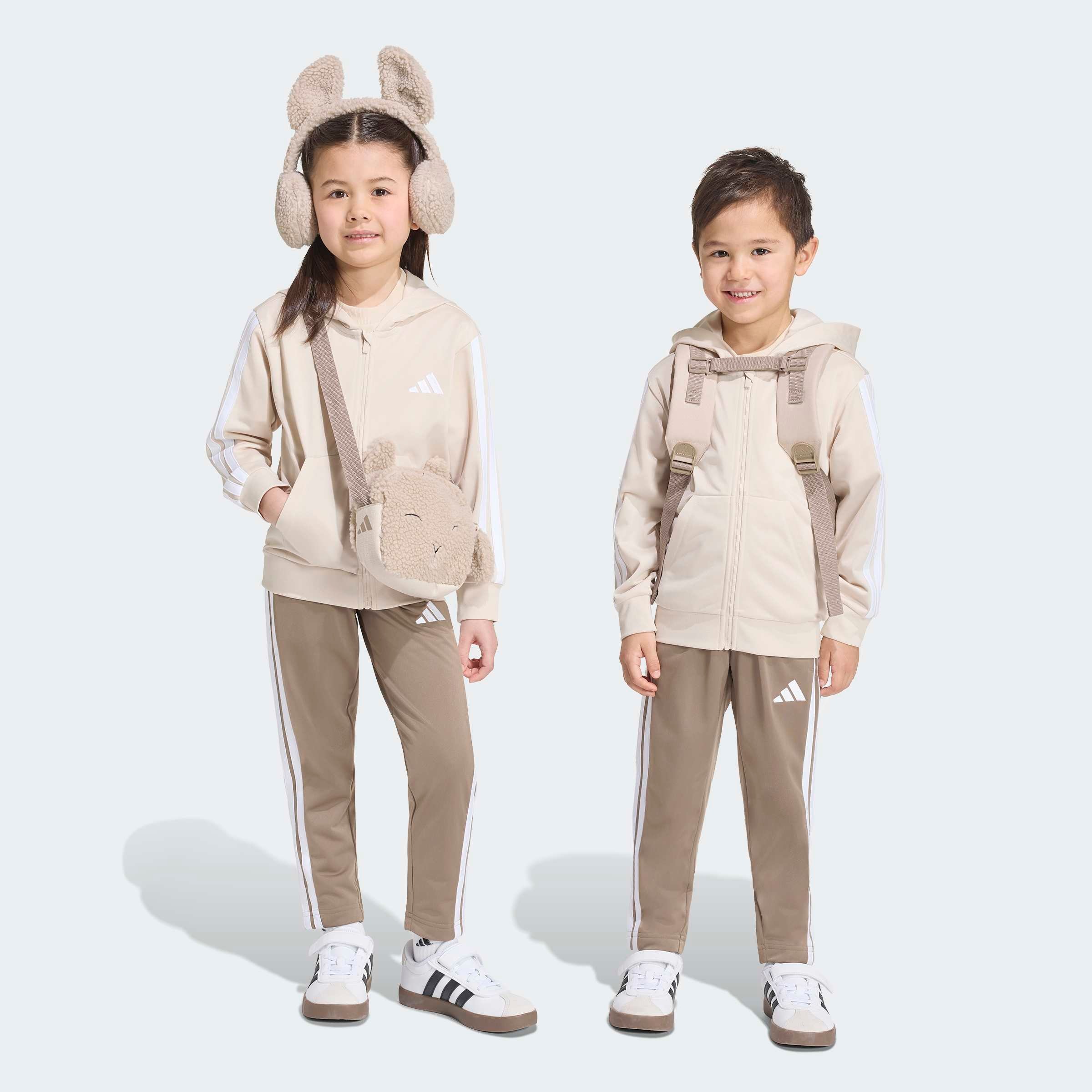adidas Sportswear Trainingsanzug »ESSENTIALS KIDS« 2 mit 3-Streifen, aus weichem Trikotstoff, mit CLIMACOOL Technologie