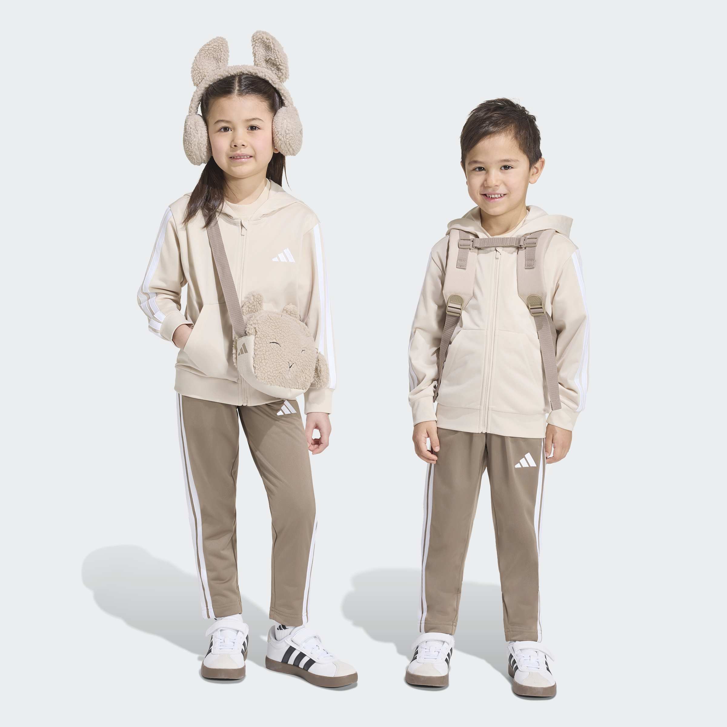 adidas Sportswear Trainingsanzug "ESSENTIALS KIDS" 2 mit 3-Streifen, aus weichem Trikotstoff, mit CLIMACOOL Technologie