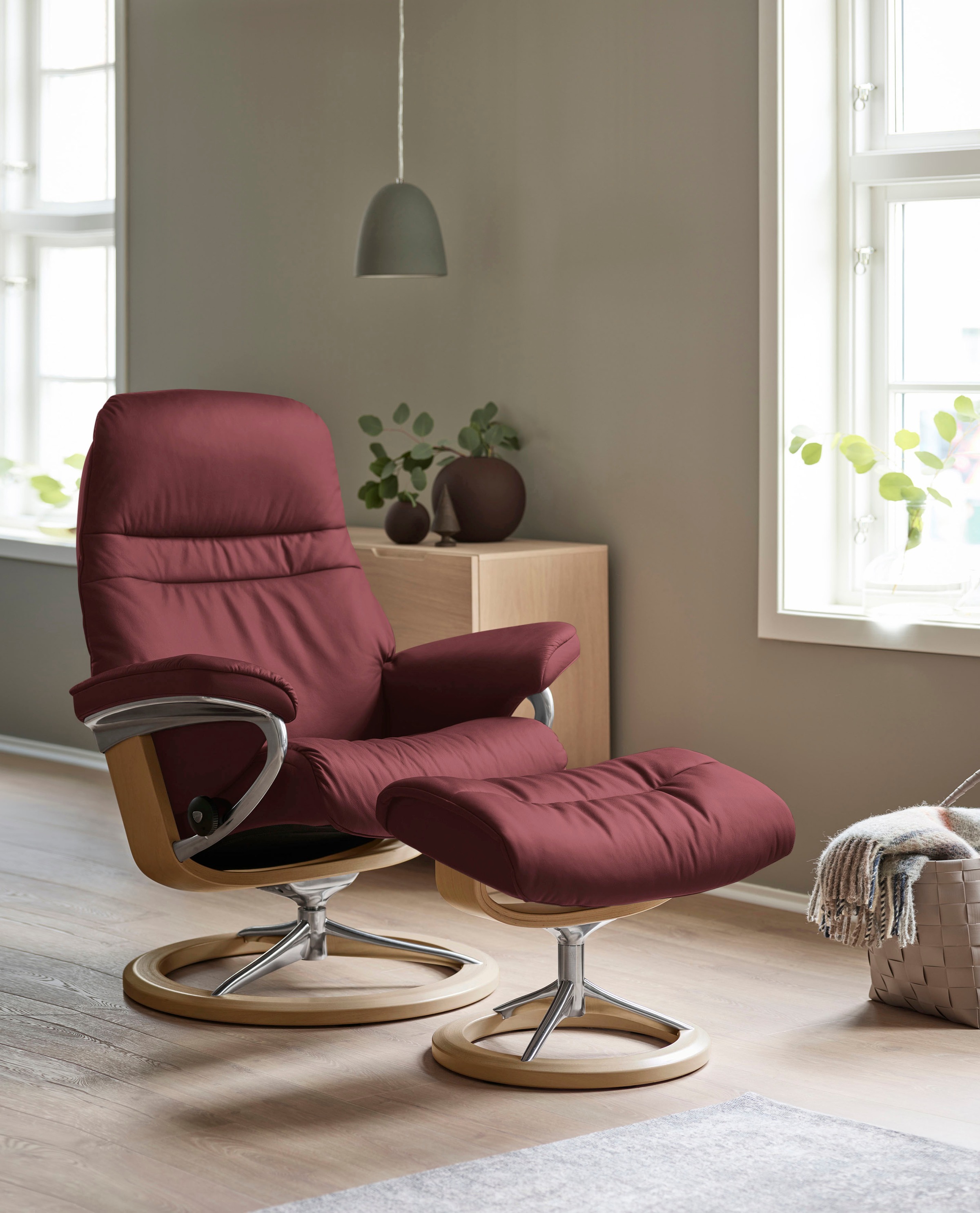 Stressless® Relaxsessel »Sunrise«, (Set, Relaxsessel mit Hocker), mit Signature Base, Größe S, Gestell Eiche