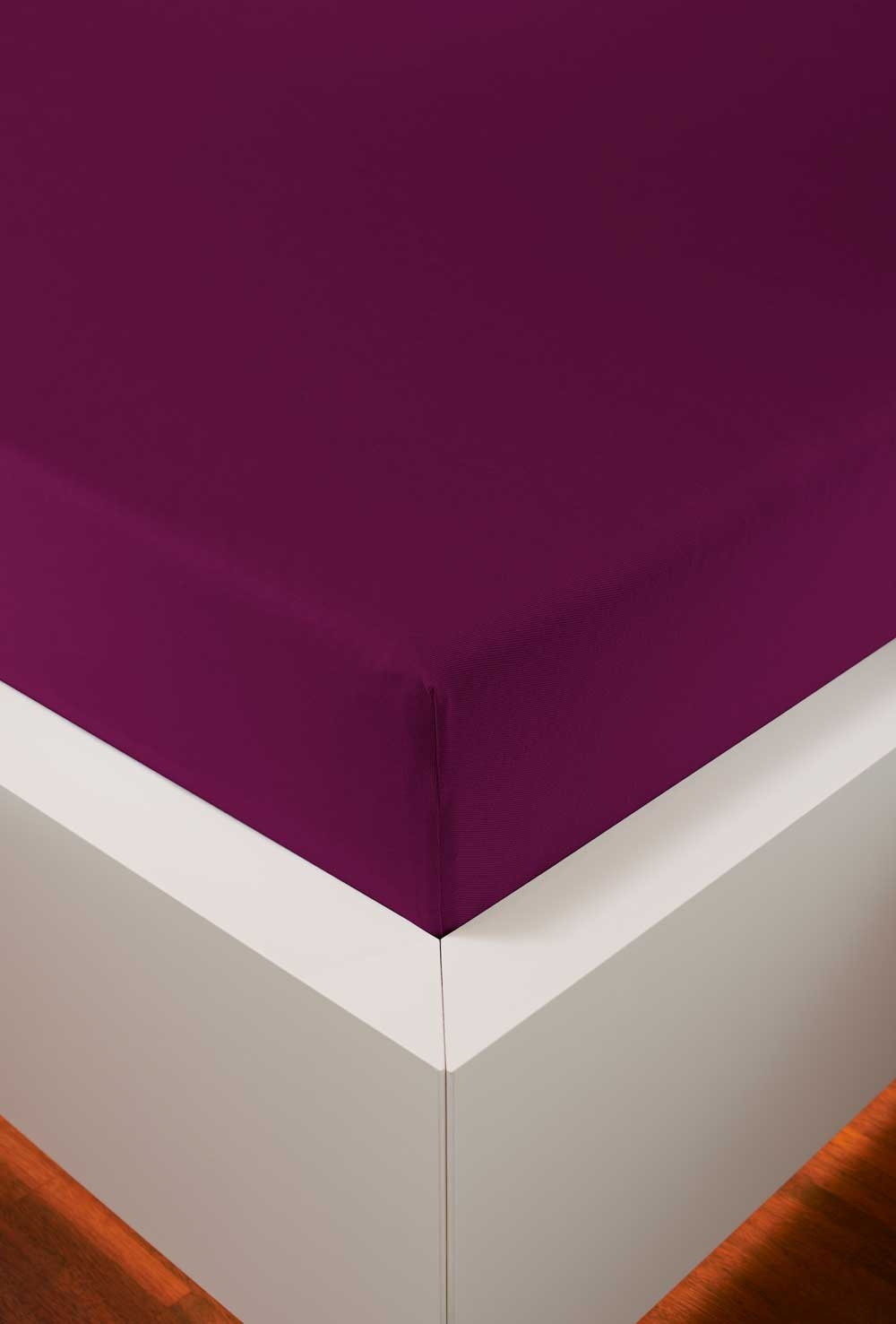 bellana Spannbettlaken "bellana deluxe mit Elasthan, Jersey 230 g/m², Premium-Qualität" mit 5% Elasthan, für Matratzen bis 35cm Höhe, bügelfrei, faltenfrei
