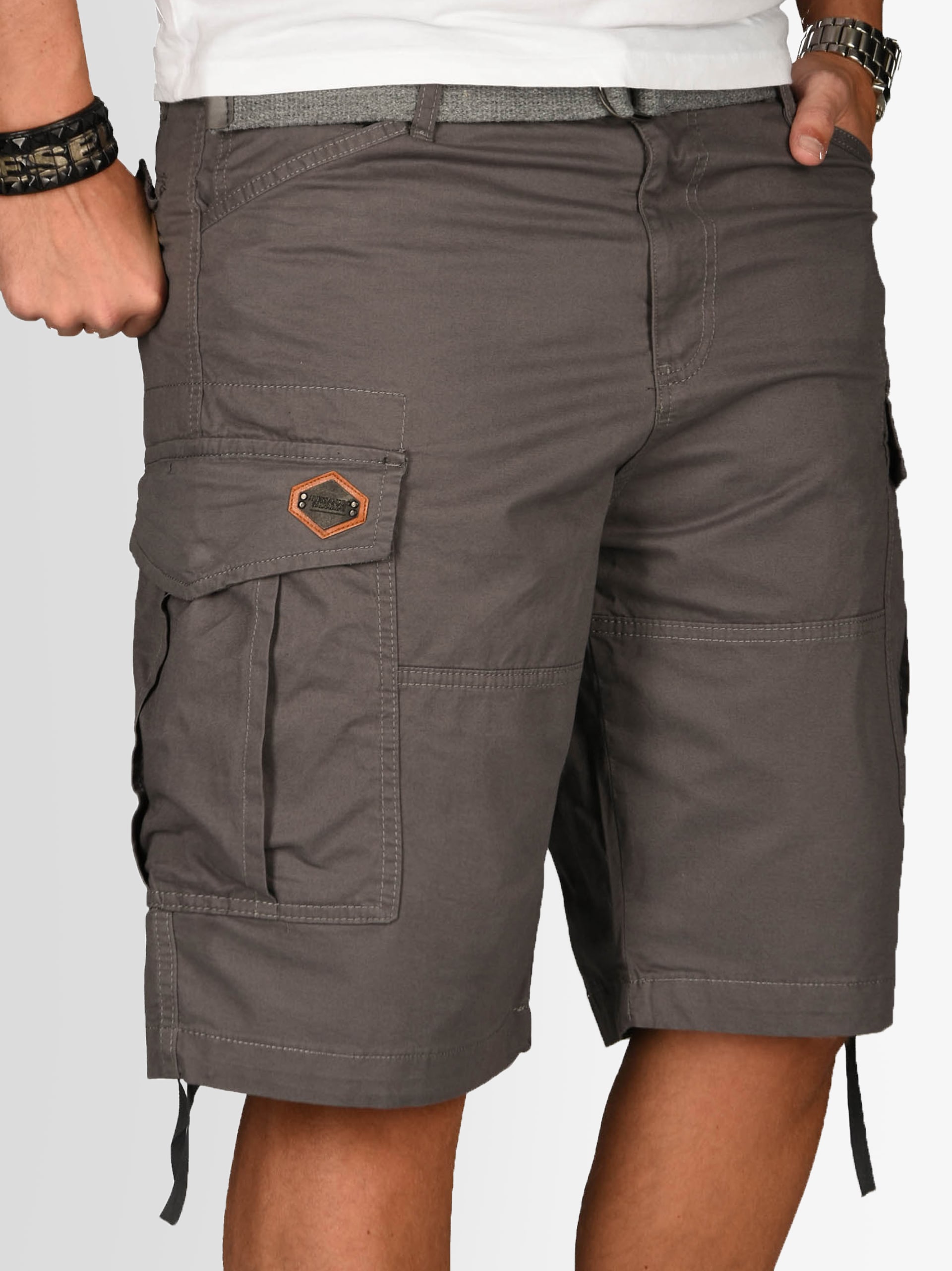 Alessandro Salvarini Cargoshorts »ASLeon«, inklusive passendem Gürtel
