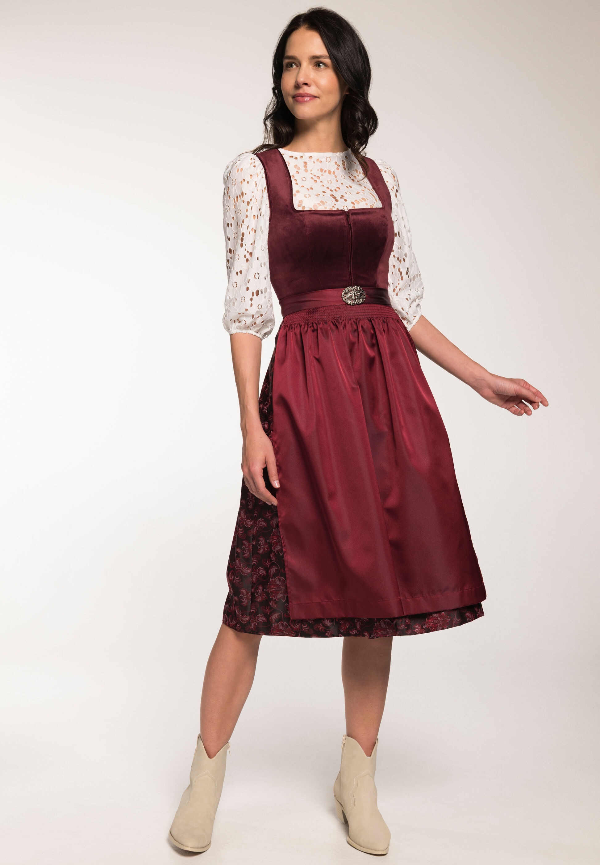 Spieth & Wensky Dirndl »Genua« mit eleganter Gürtelschließe