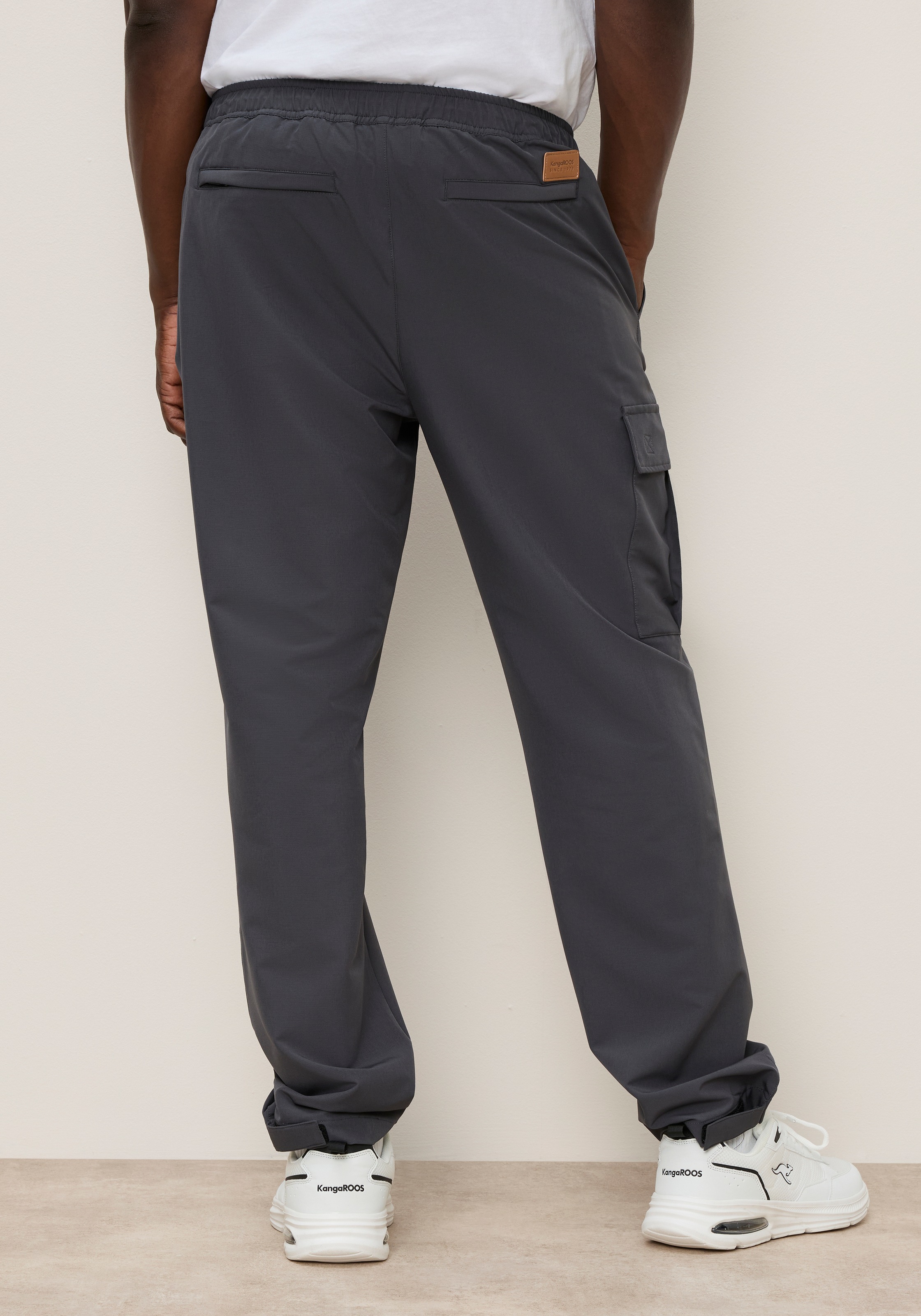 KangaROOS Cargohose  mit elastischem Bund, Regular Fit, aus Webmaterial