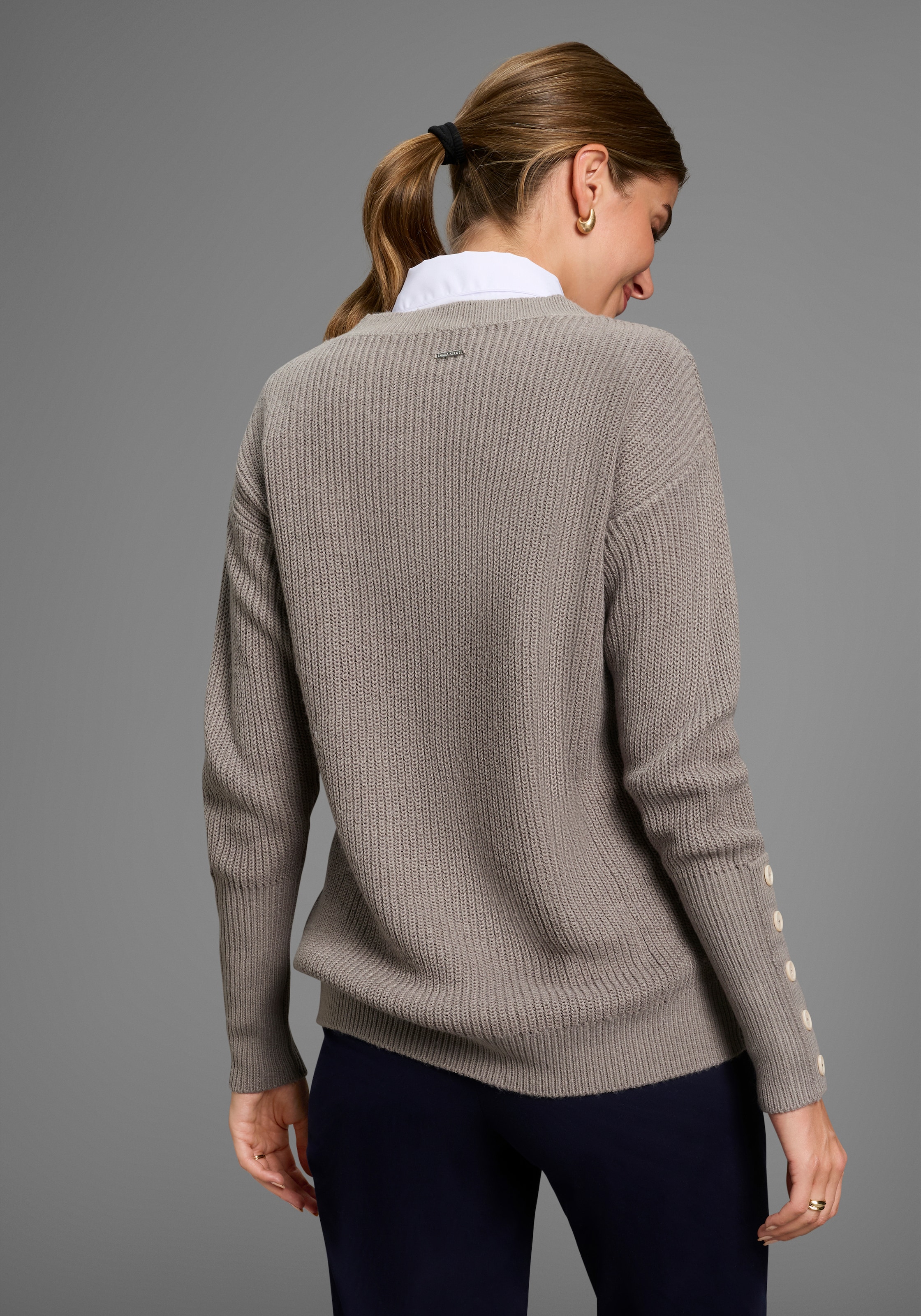 Laura Scott Strickpullover, mit Zierknöpfen