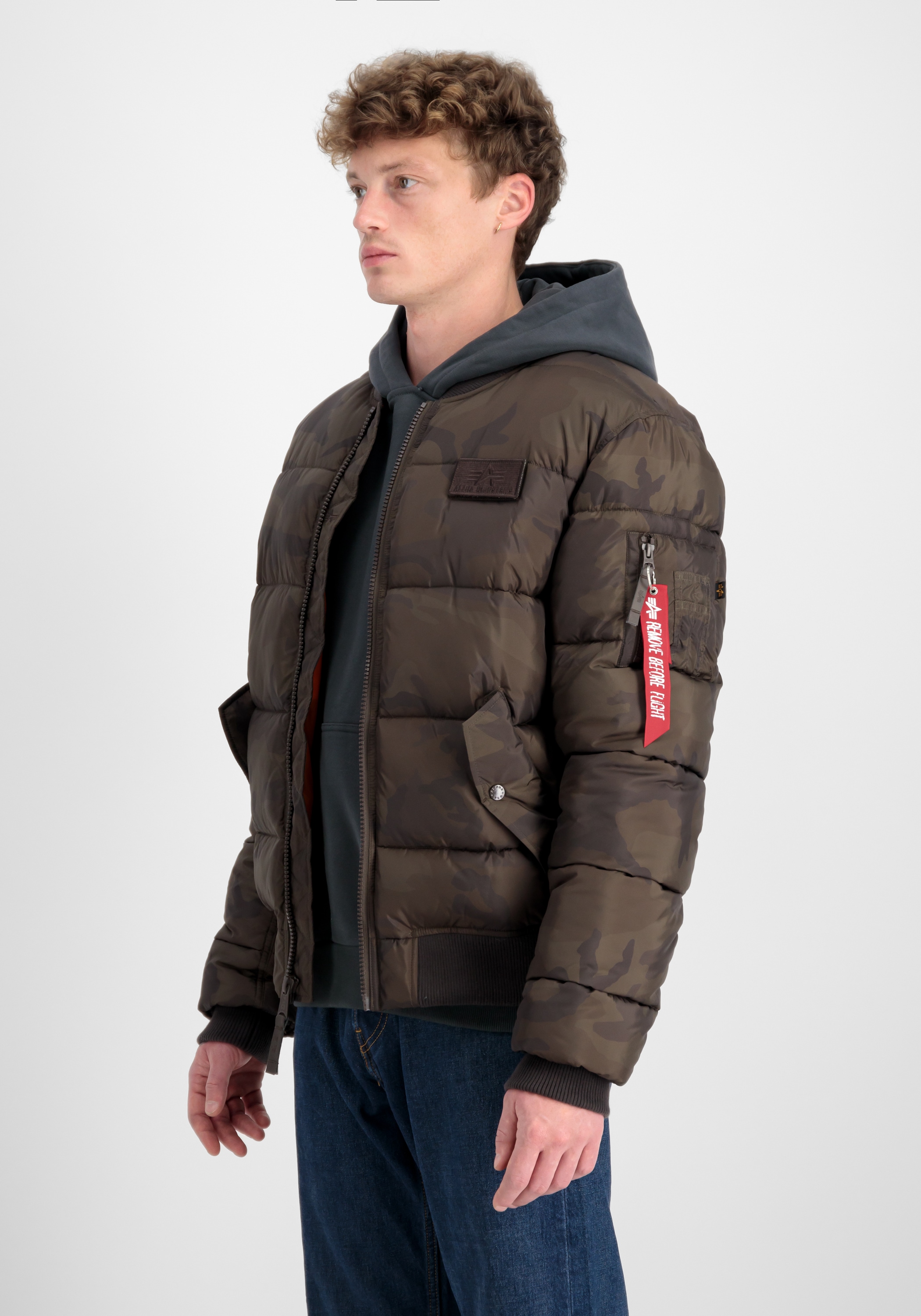 Alpha Industries Bomberjacke "MA-1 Puffer Bomber Camo"