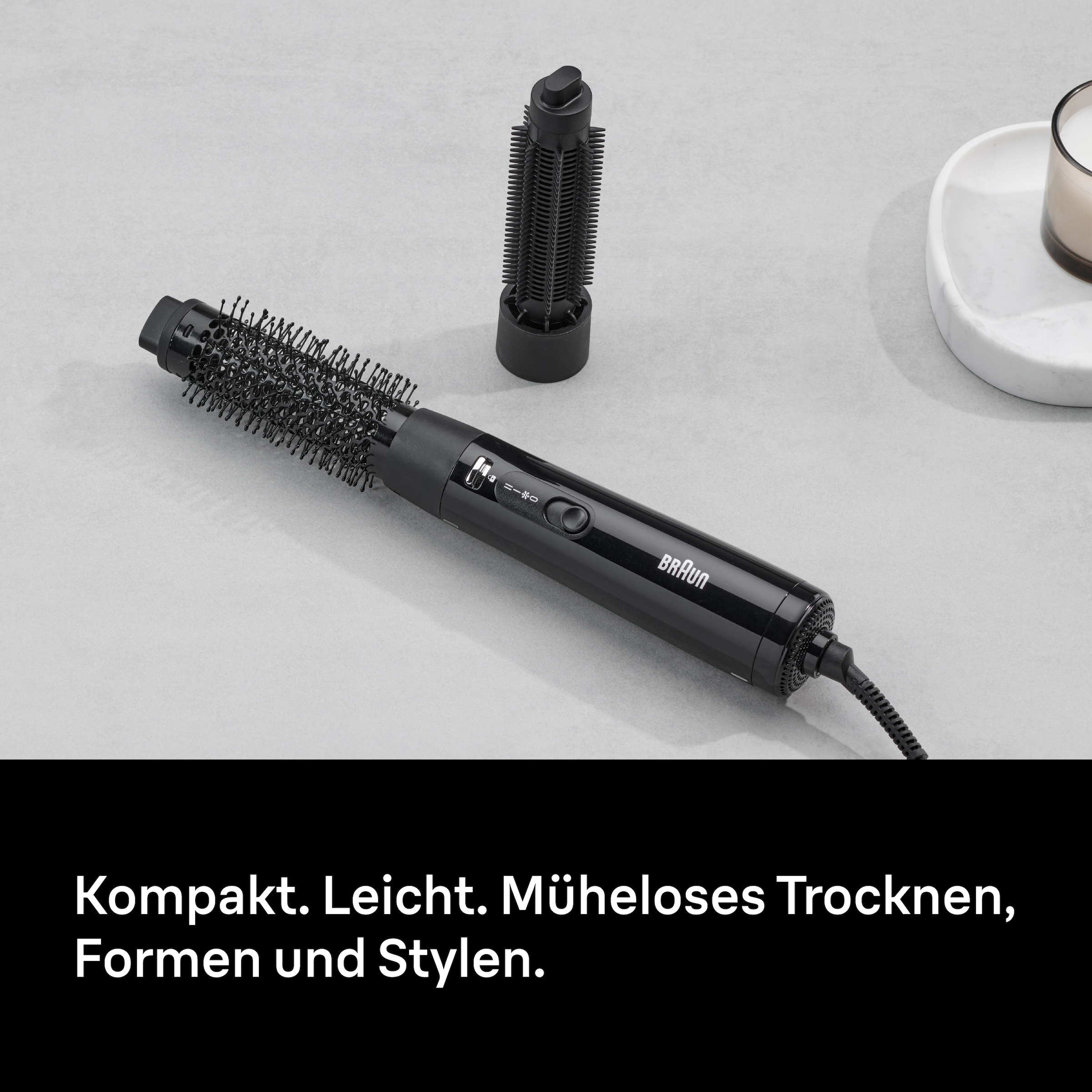 Braun Warmluftbürste »AS1.5, für kurzes Haar und Volumen, BRAS150E« 2 Aufsätze 300W, 3 Stylingstufen, Rundbürstenföhn mit 2 Aufsätzen, sehr kompakt