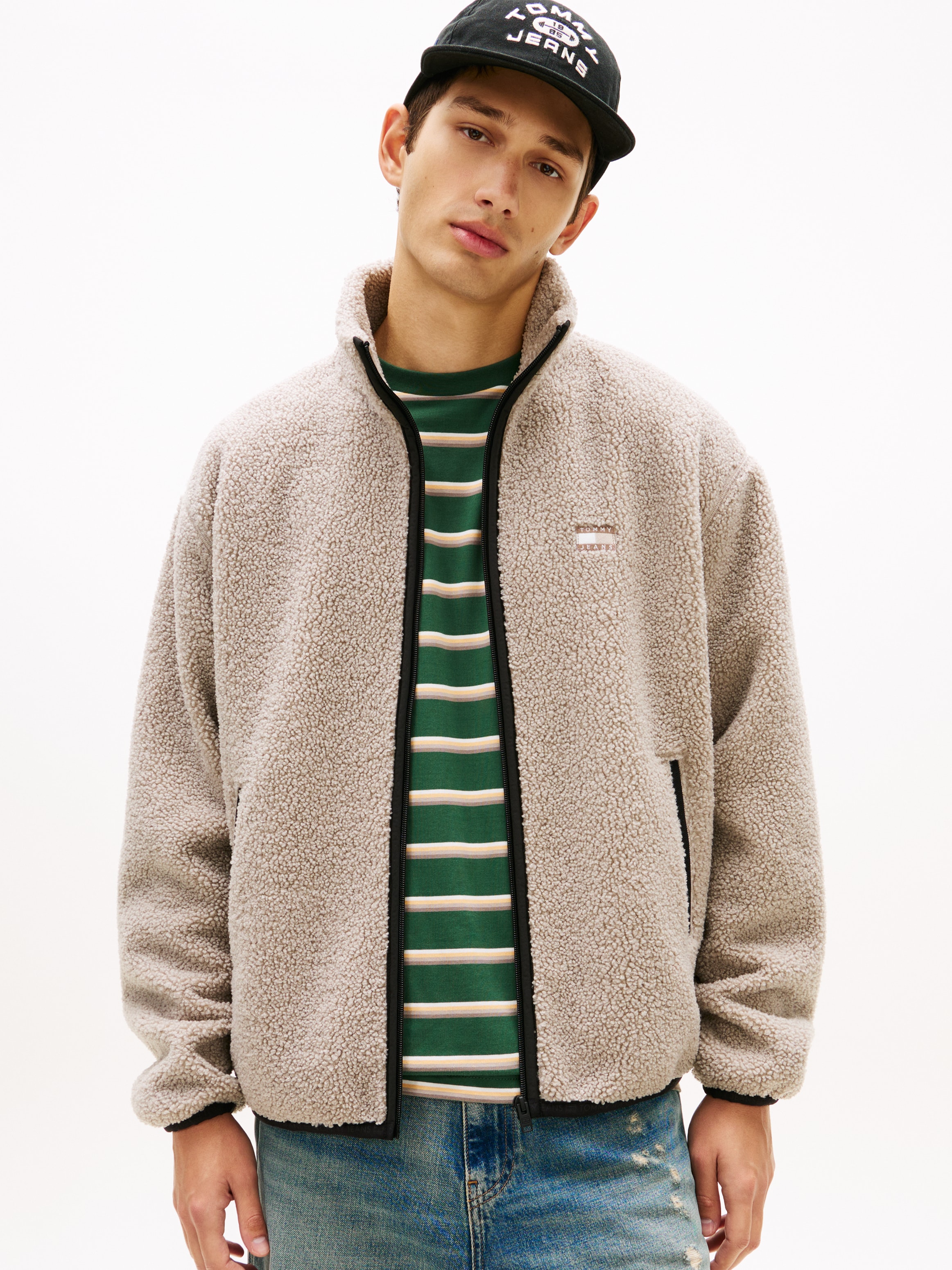 Tommy Jeans "TJM BADGE TEDDY" Stehkragen, Teddyfleece, relaxed fit