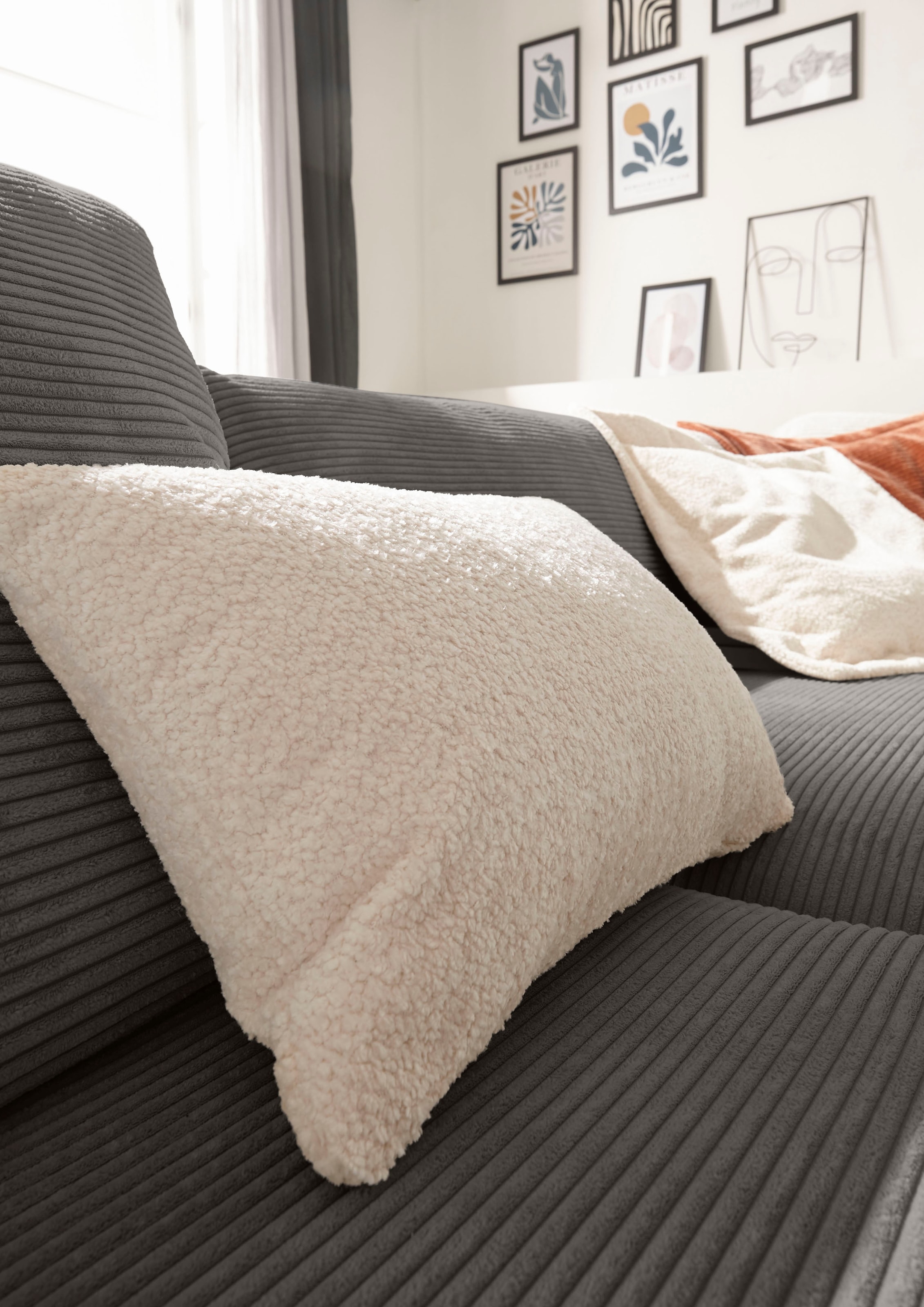 Musterring Wohnlandschaft »Lucia U-Form«, Cord-Bezug, inklusive Kopfstütze, Gesamtbreite 524 cm