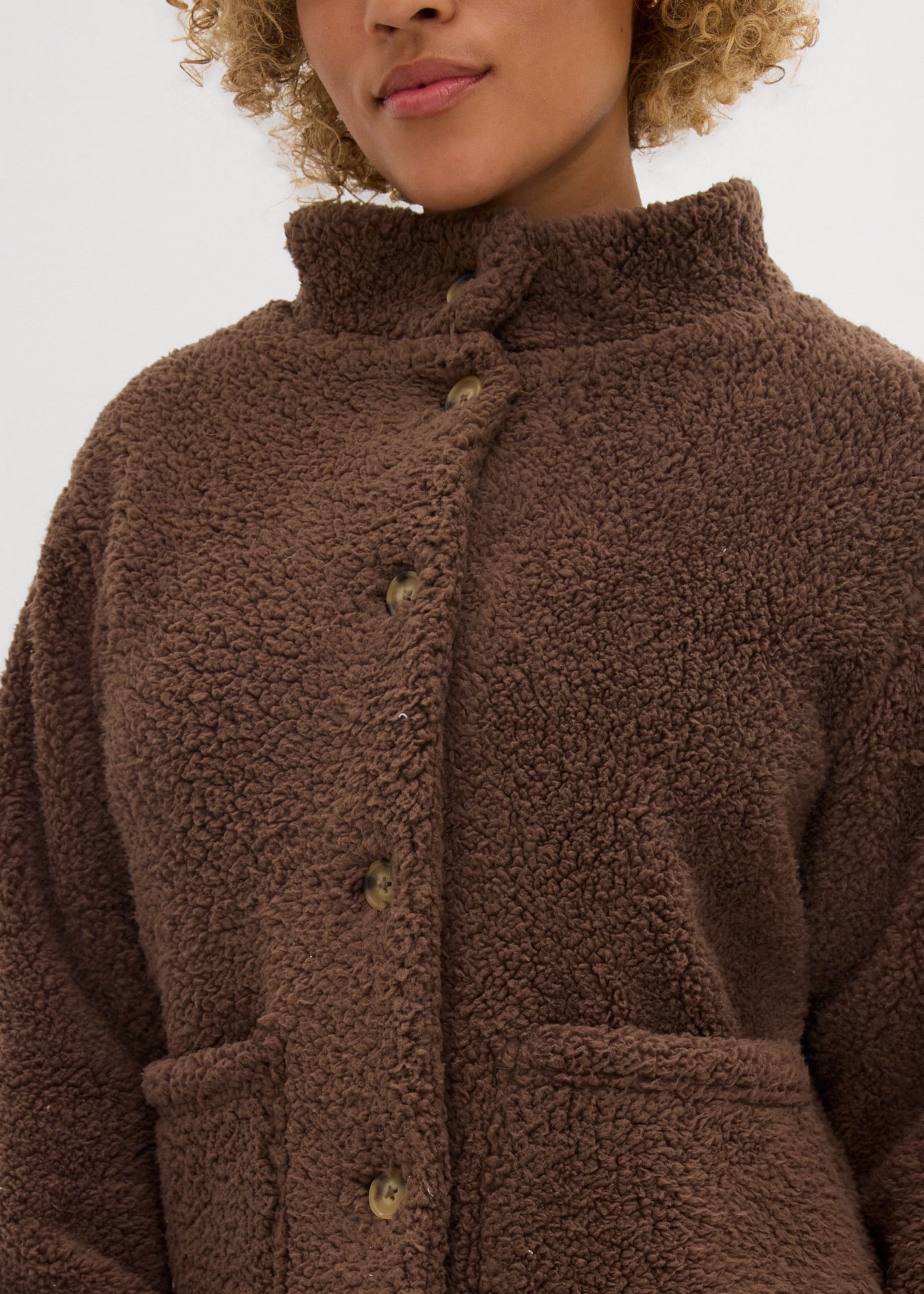 bonprix Fleecejacke in Teddy-Optik, Oversize-Passform, aus Polyester, im Casual-Stil