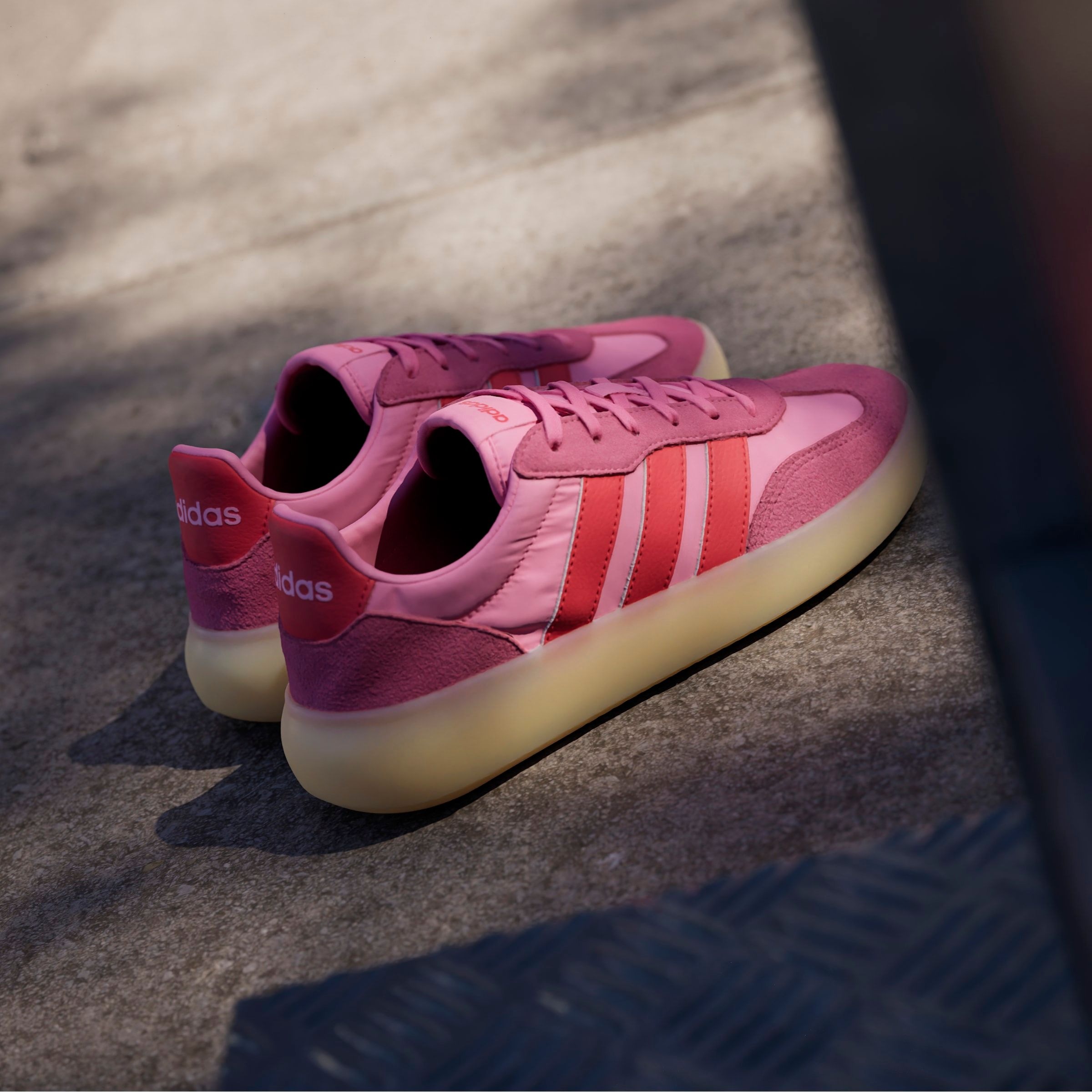 adidas Sportswear Sneaker »BARREDA DECODE«, Design auf den Spuren des adidas Handball Spezial