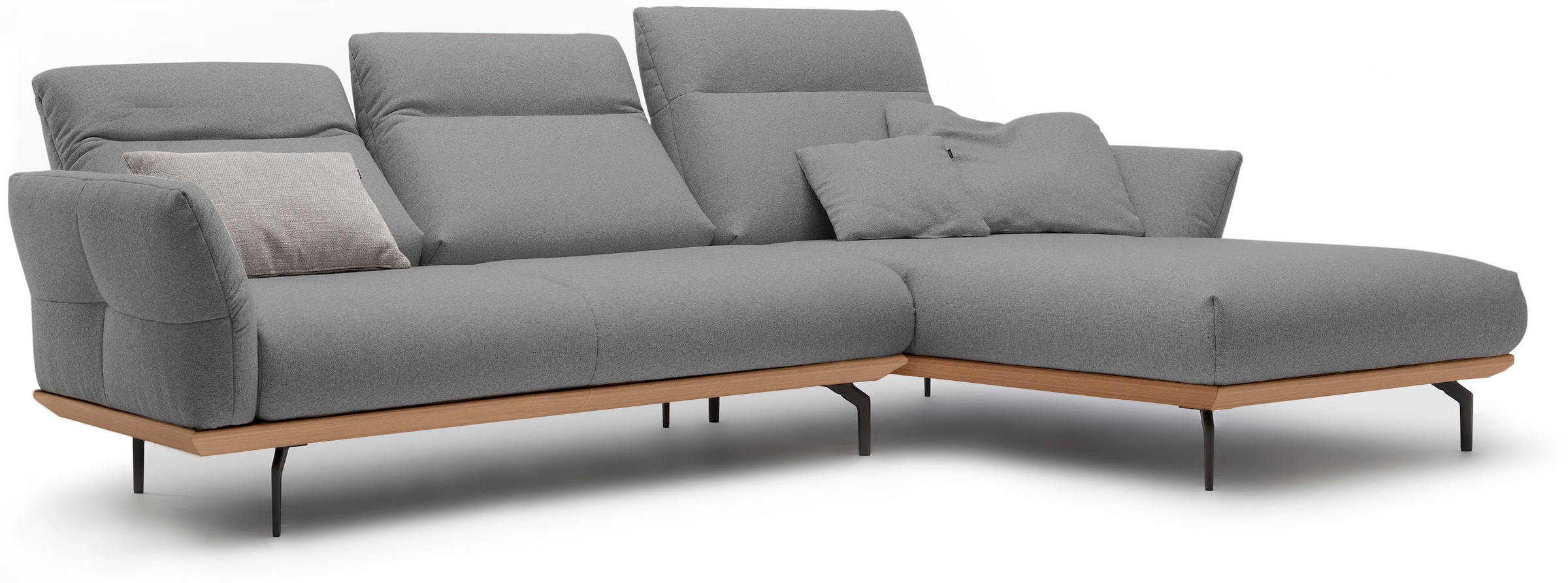 Creation BY ROLF BENZ Ecksofa »CR.460 Designsofa mit verstellbarer Rückenlehne, hochwertig & bequem« Sockel in Eiche, Alugussfüße in umbragrau, Breite 298 cm