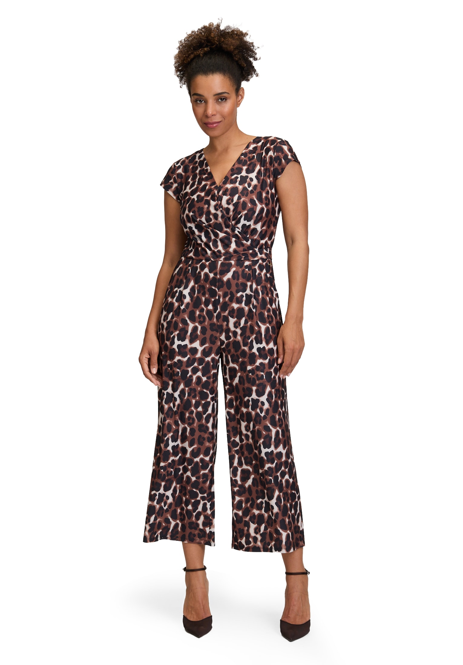 Betty&Co Overall »Betty & Co Jumpsuit kurzarm«, (1 tlg.), Falten