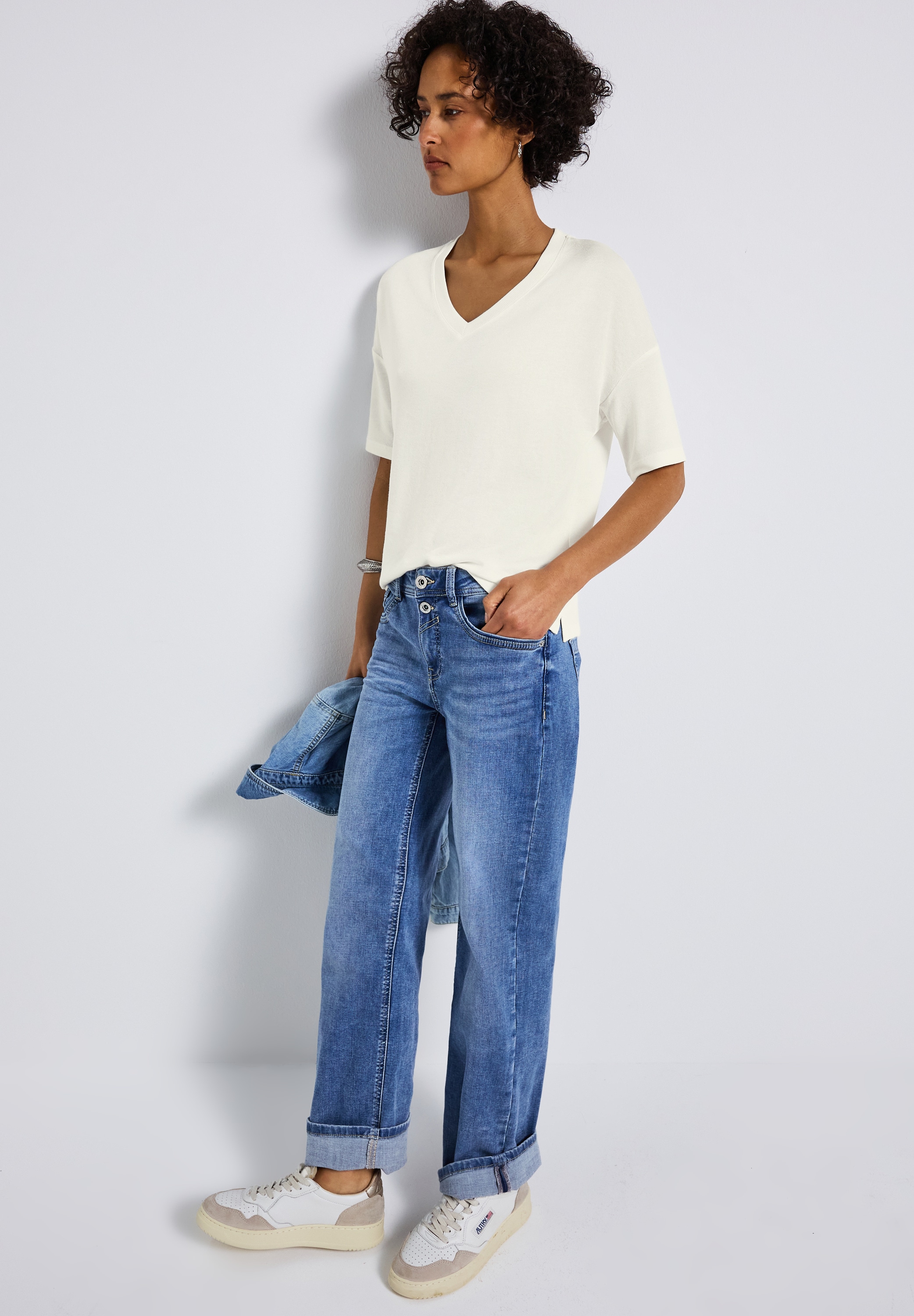 STREET ONE T-Shirt, mit V-Ausschnitt und im Strick-Look