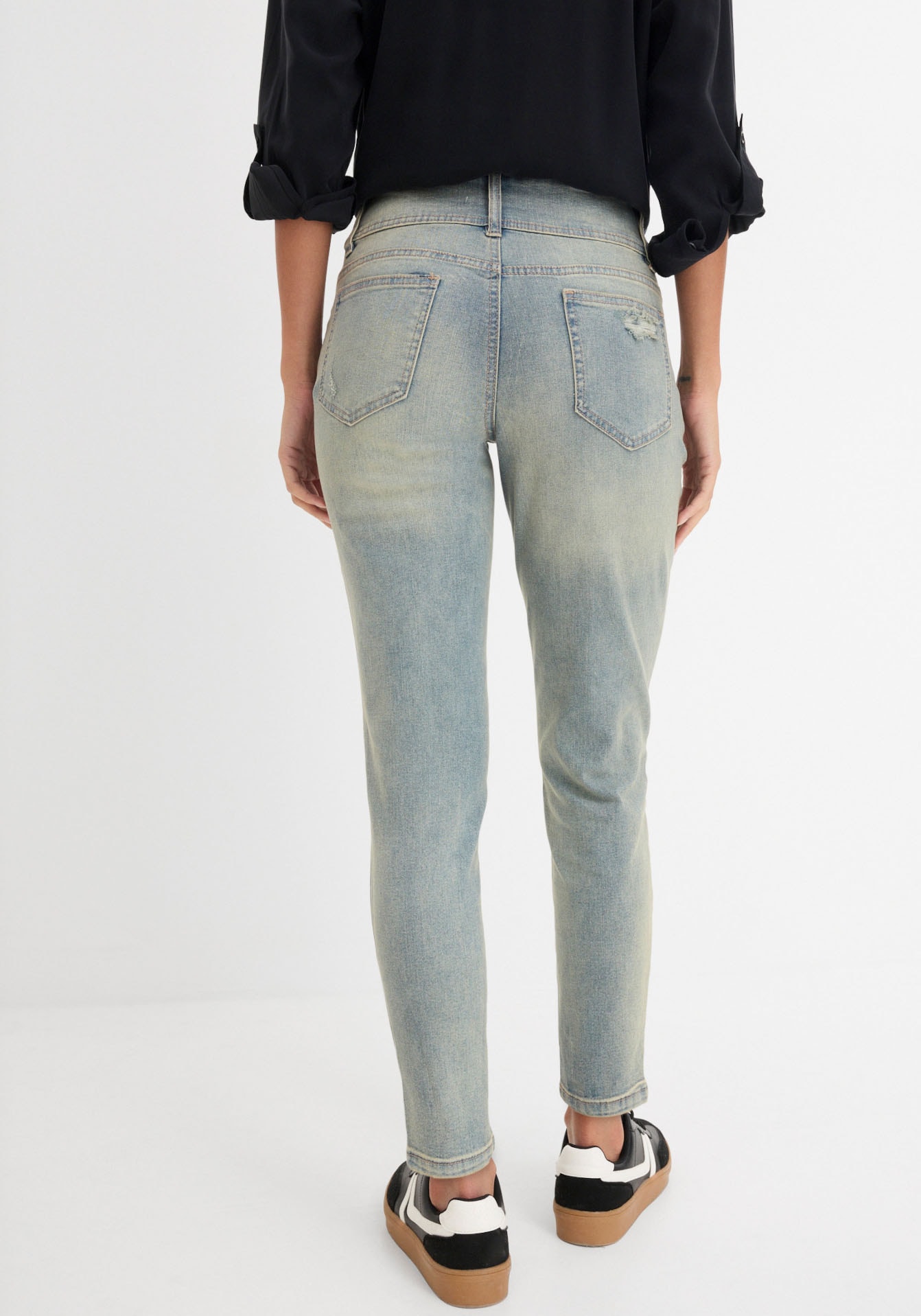 bonprix Skinny-fit-Jeans »Skinny Jeans High Waist, Stretch« Skinny-fit, mit breitem High Waist Bund, coole Destroyed Effekte