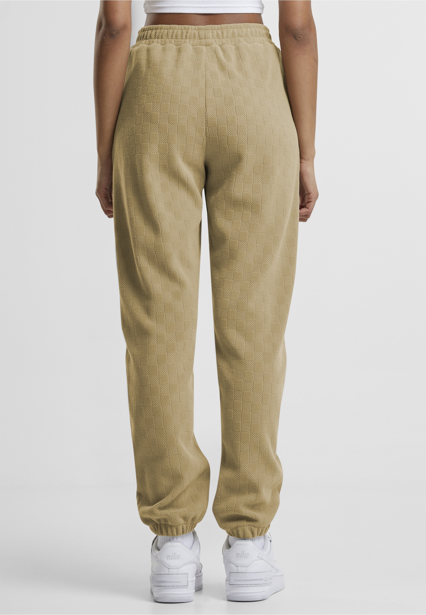 URBAN CLASSICS Jogginghose »Urban Classics Ladies Jacquard Velvet Sweatpants«